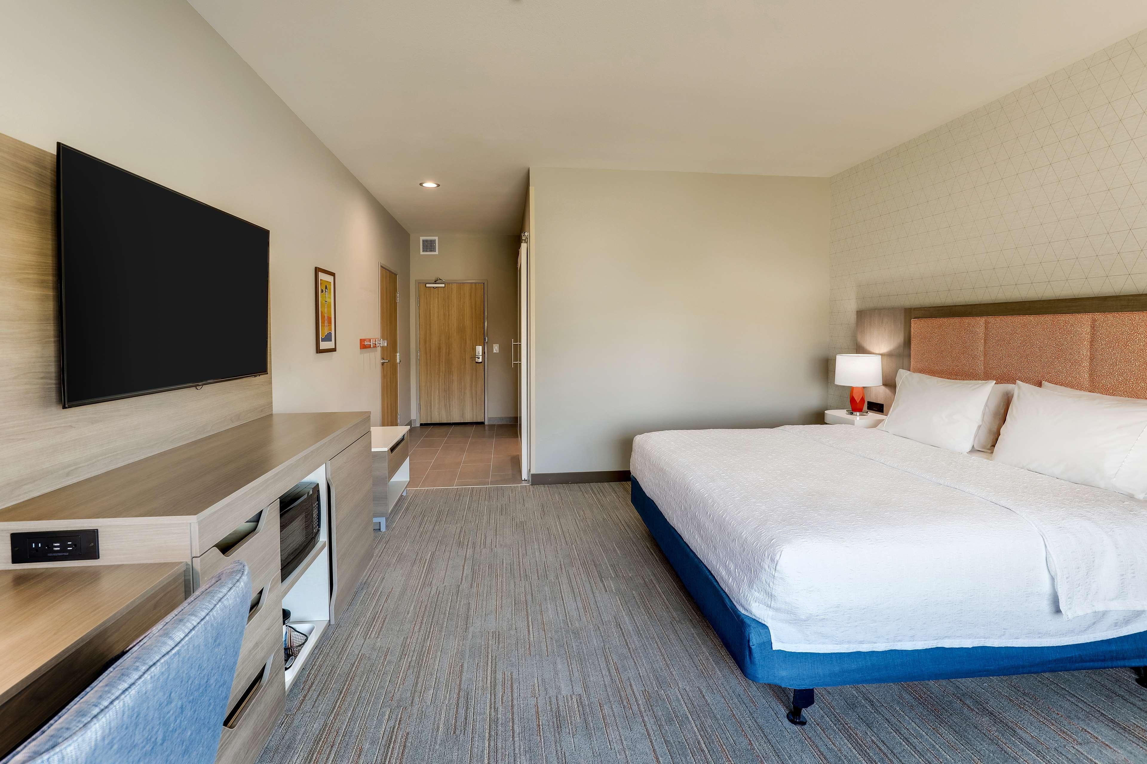 Double Accessible King Size Bed