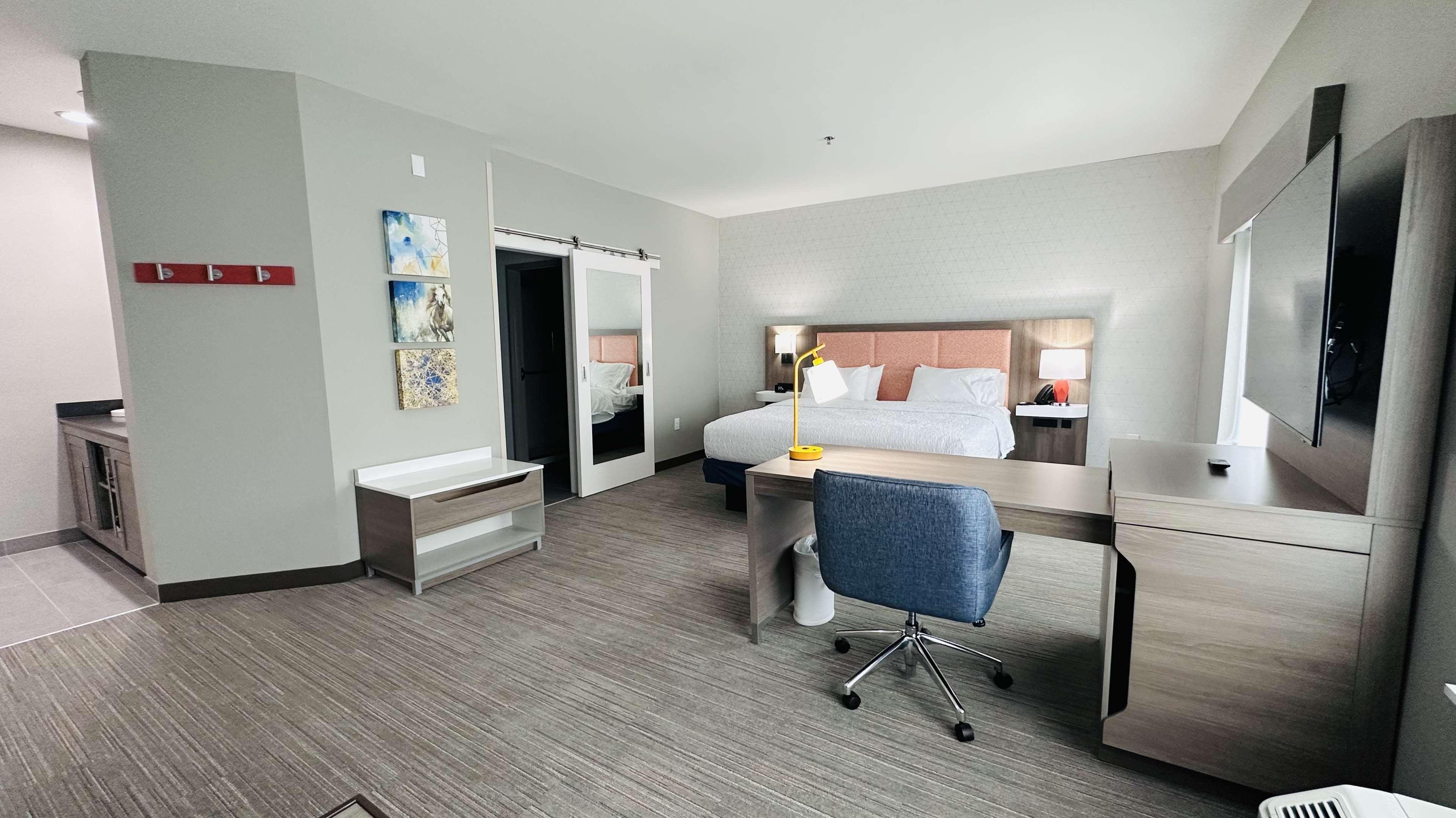 Studio King Size Bed