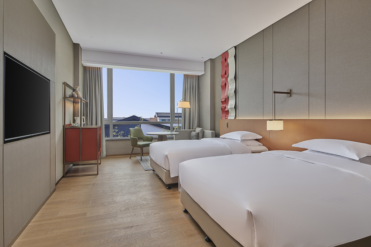 Twin Deluxe with Balcony