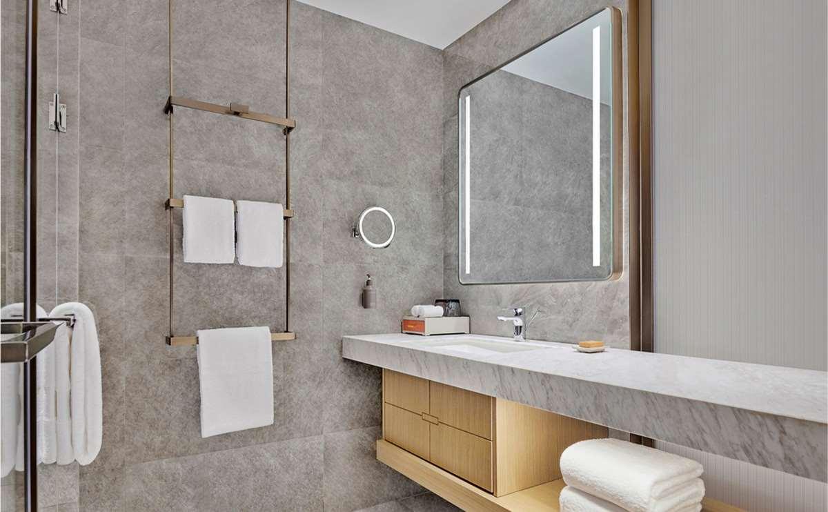 Double Superior King Bed