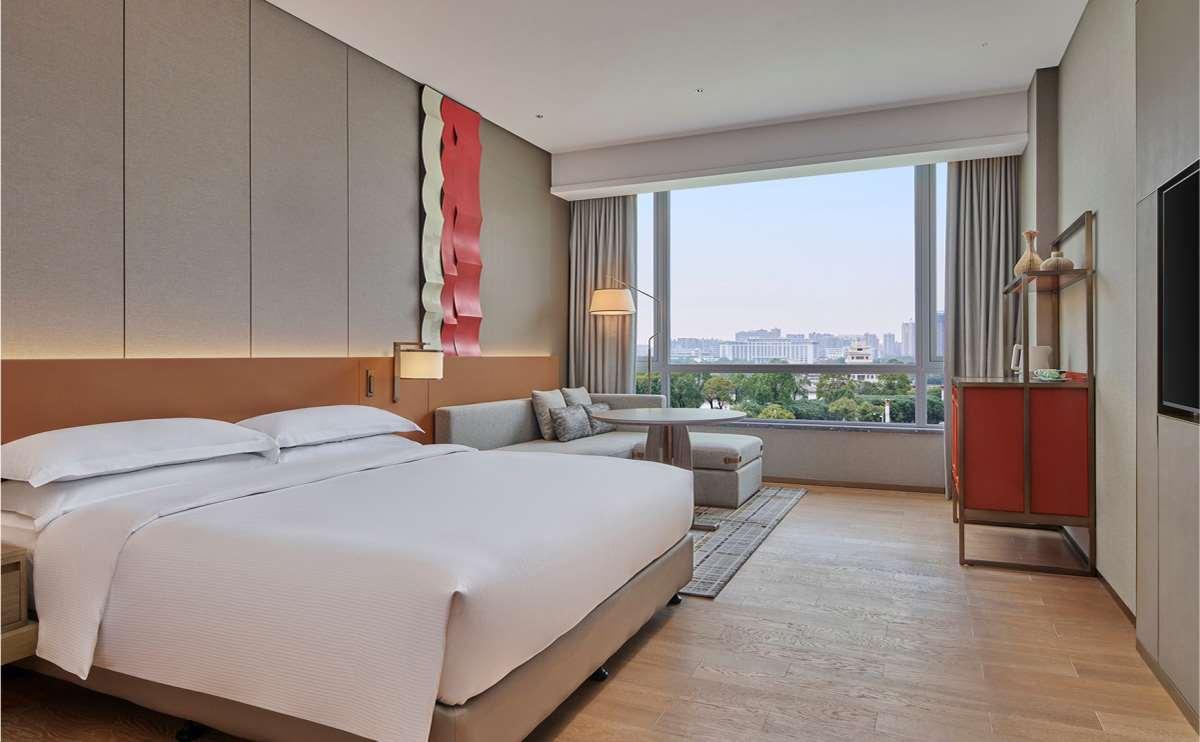 Double Superior King Bed