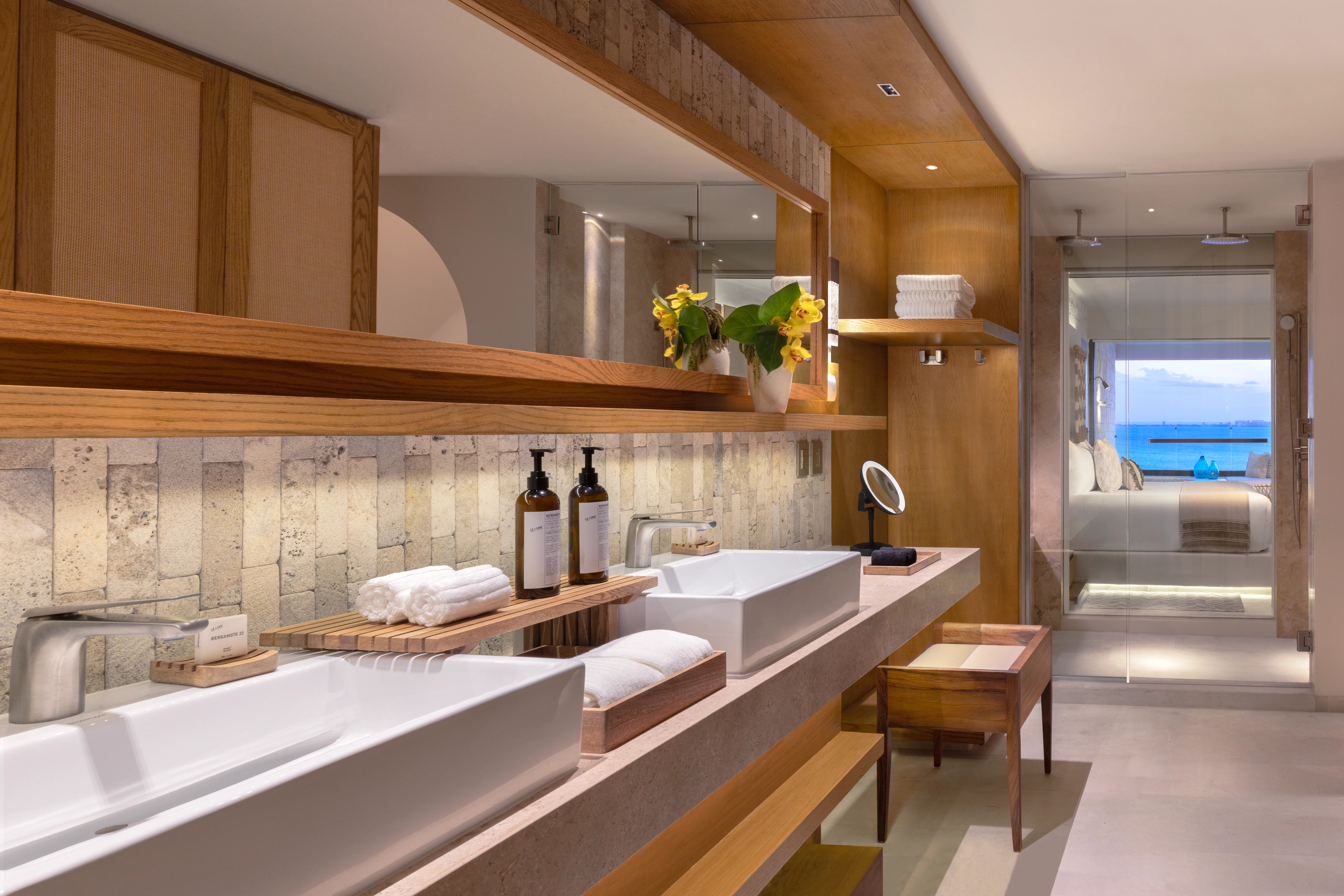 Junior Suite Ocean Front