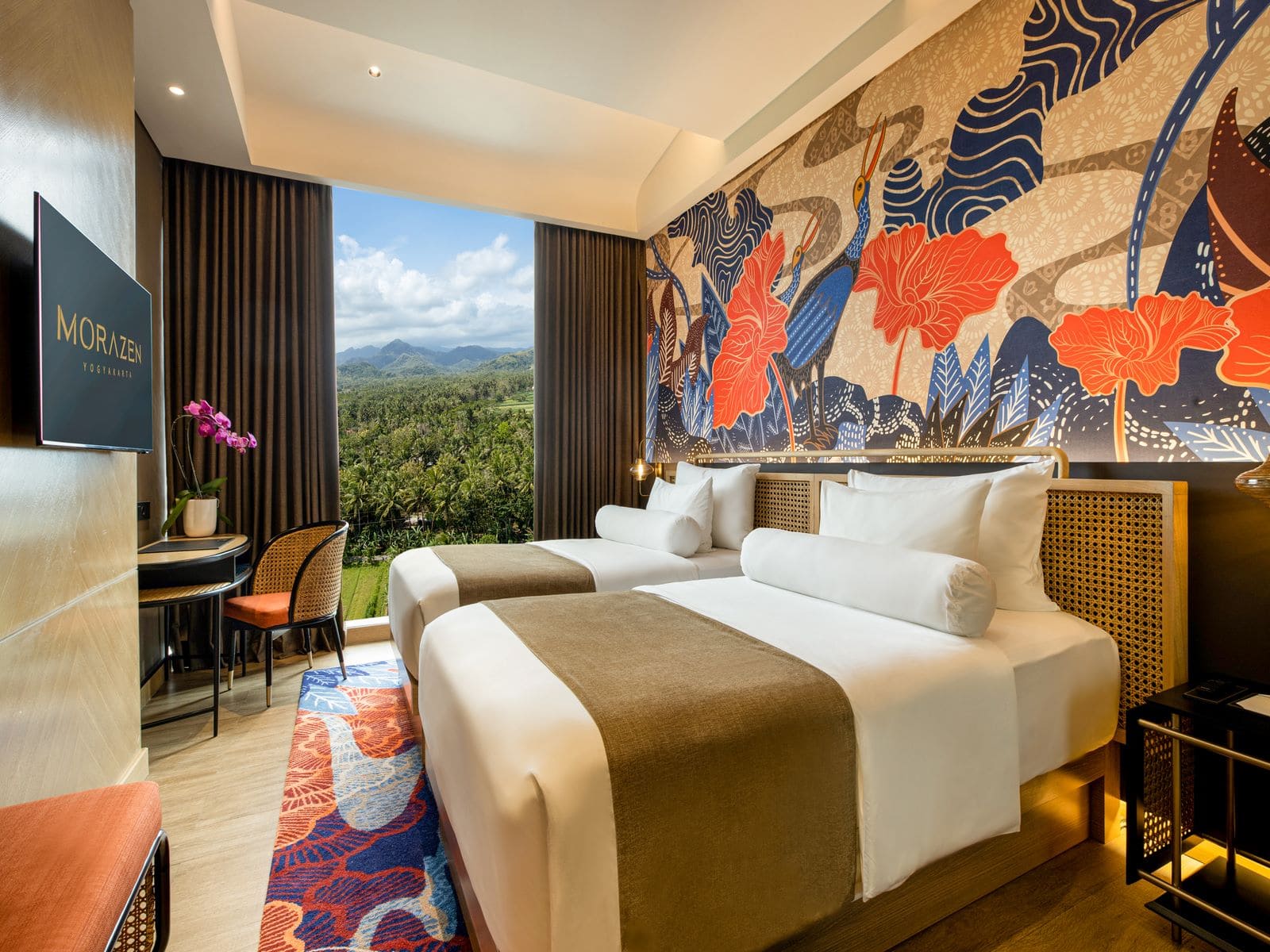 Twin Deluxe Guest Room