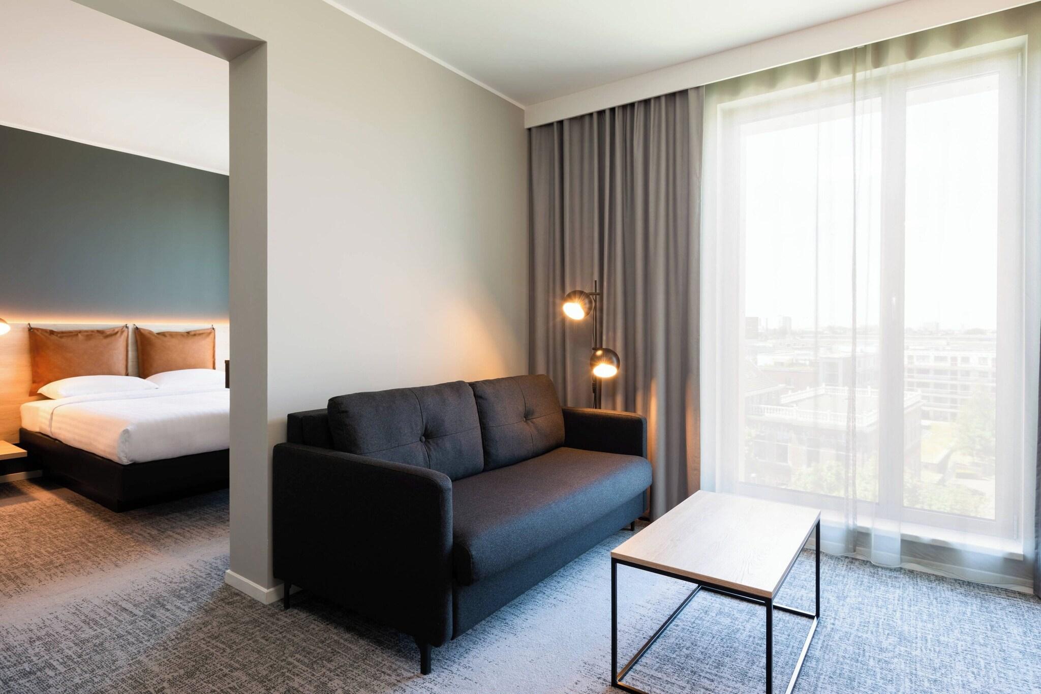 Family Room Queen Size Bed