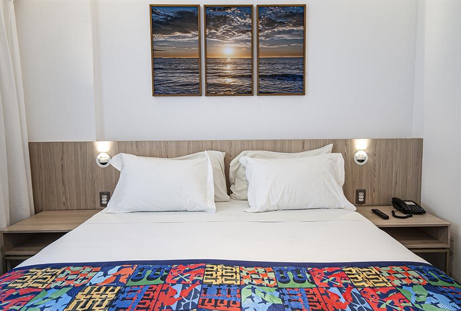 Quadruple Deluxe Premium