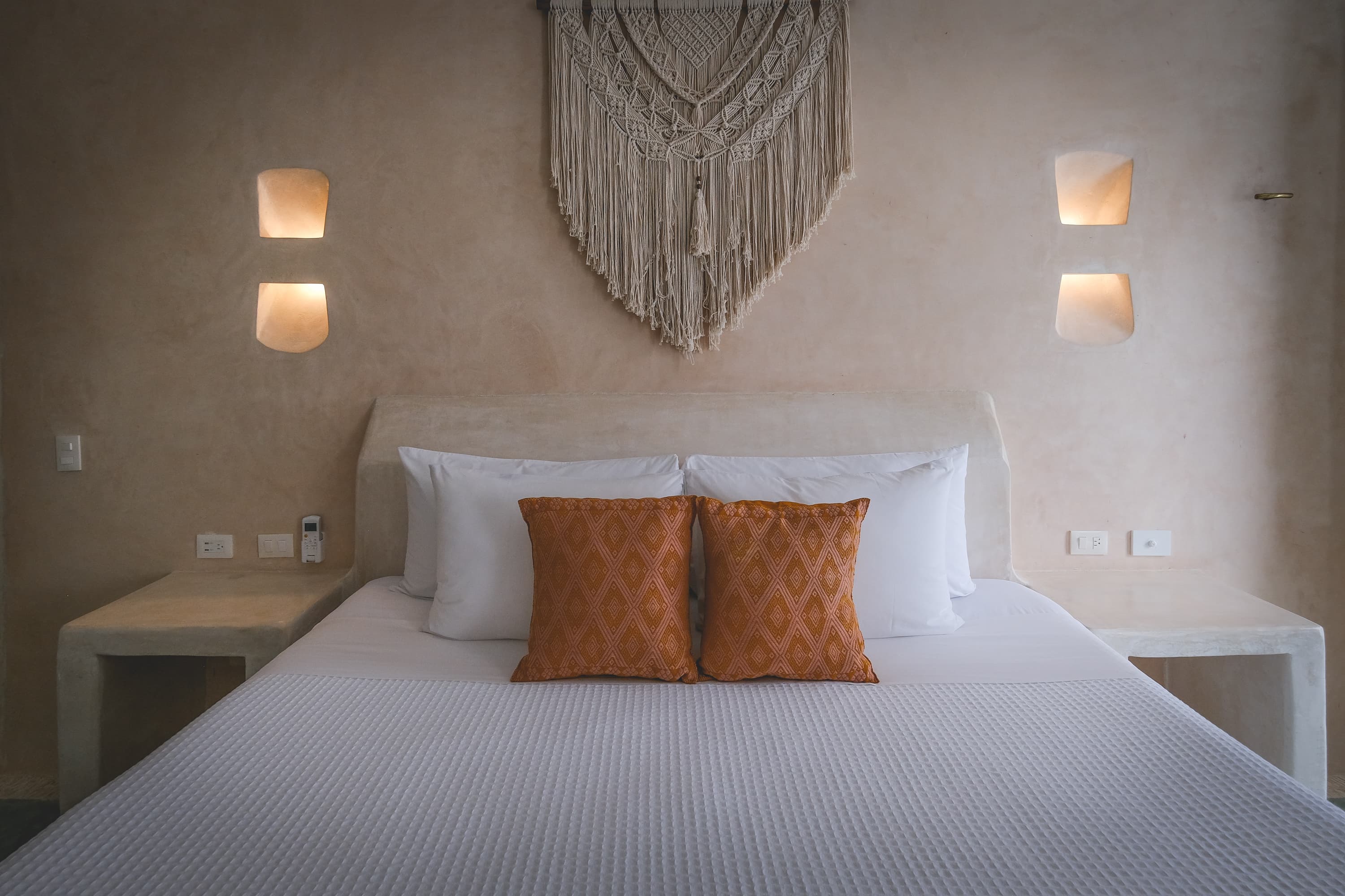 Double King Bed One Bedroom 