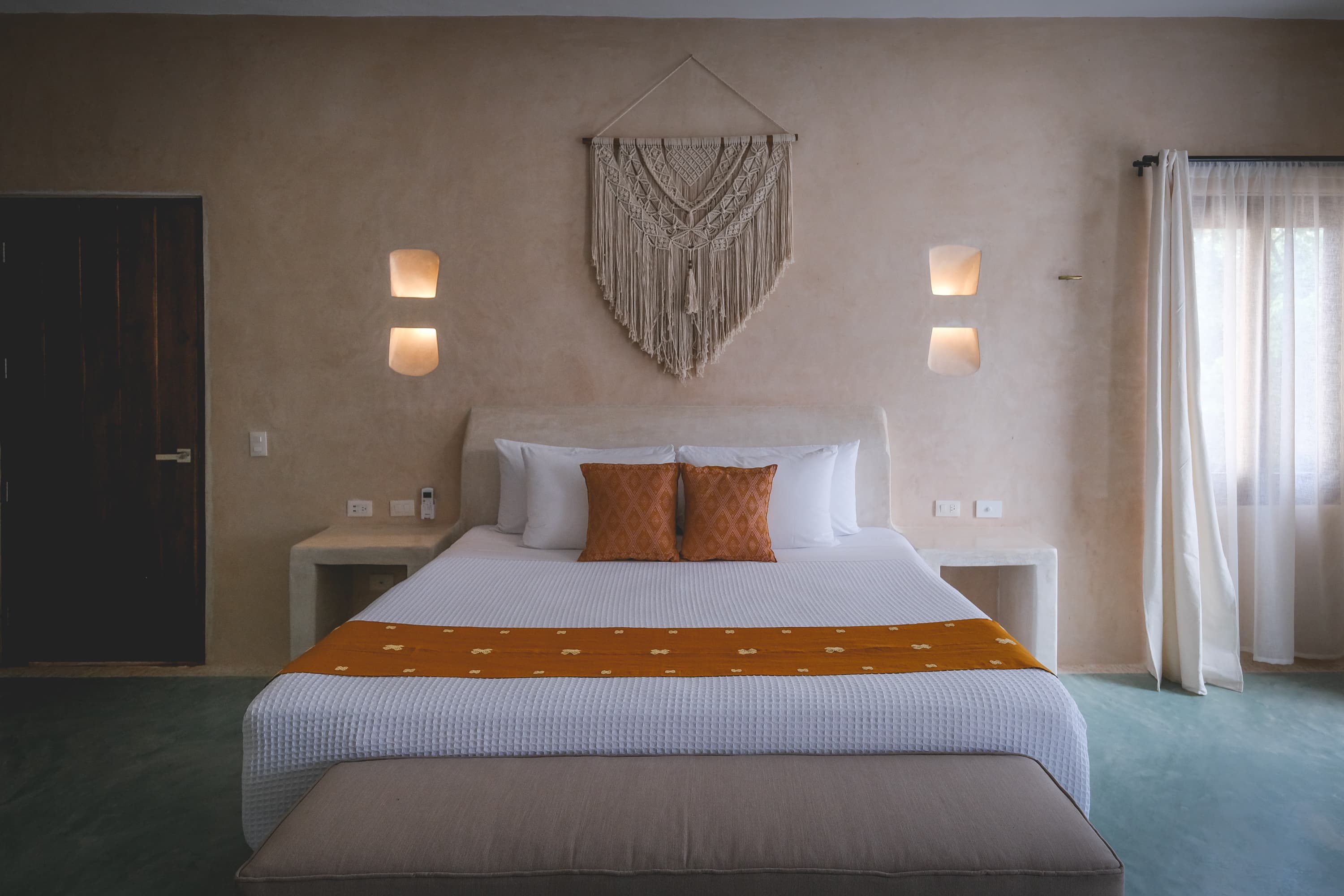 Double King Bed One Bedroom 