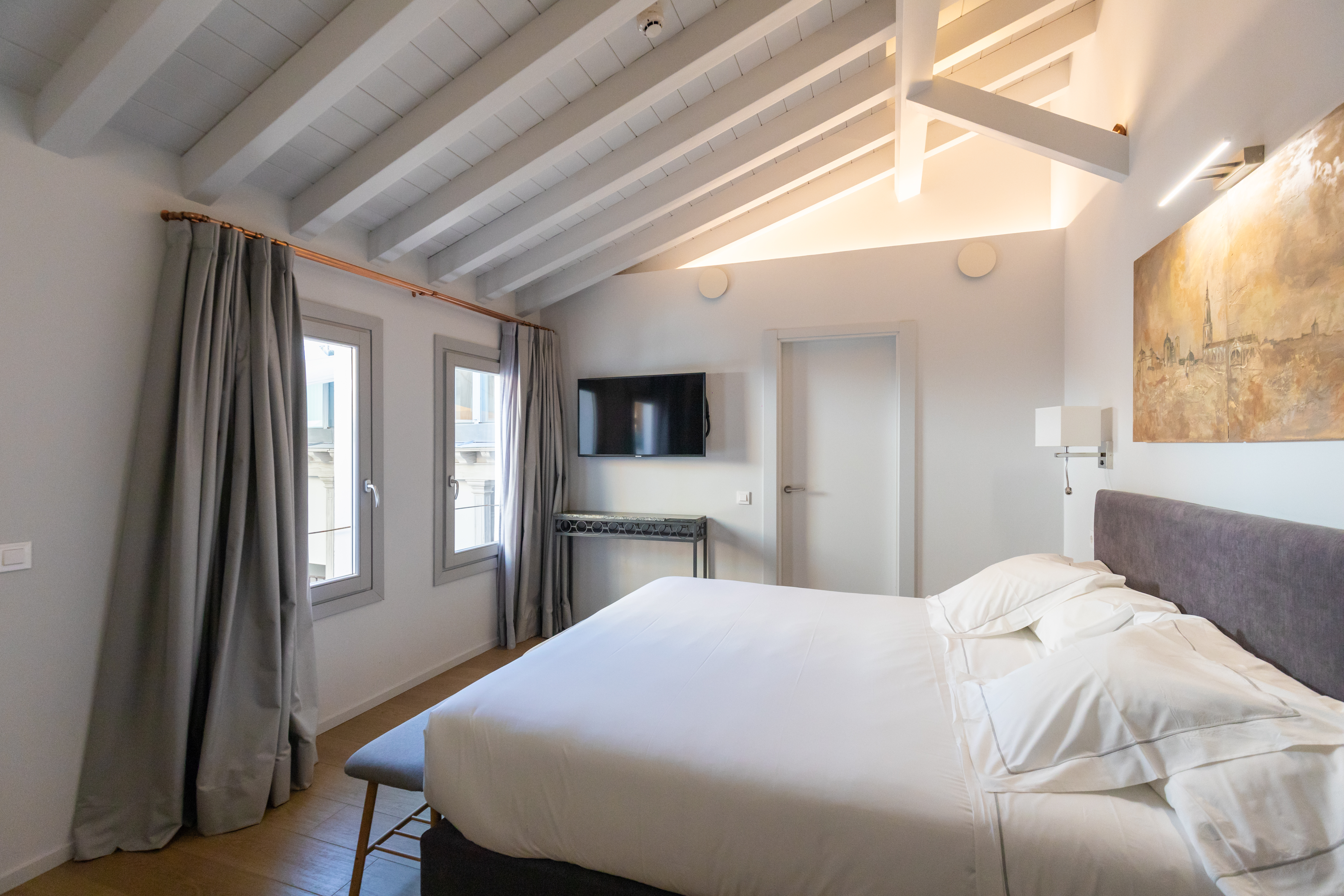 Double or Twin Standard