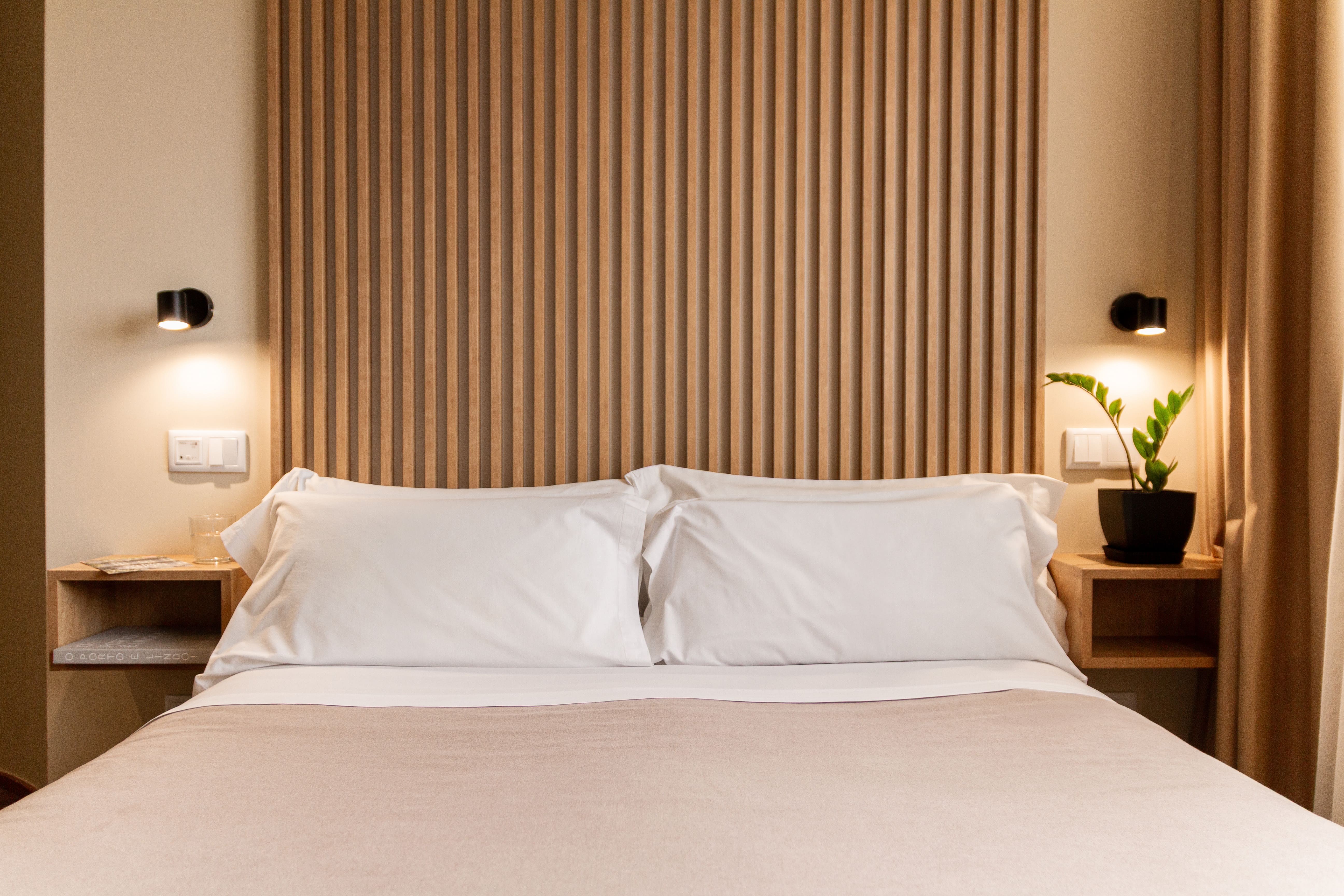 Double or Twin Standard