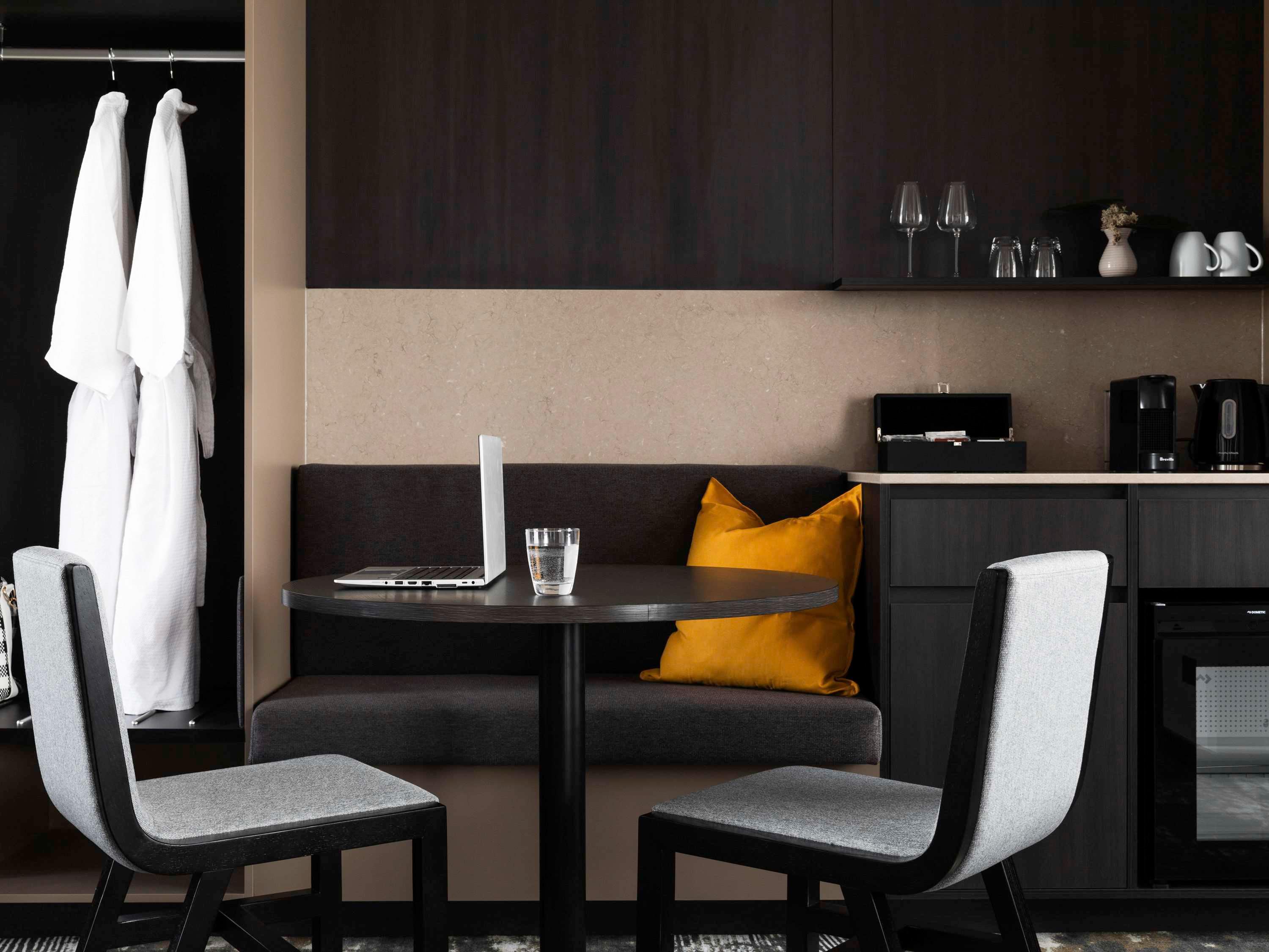 Suite Executive King Bed