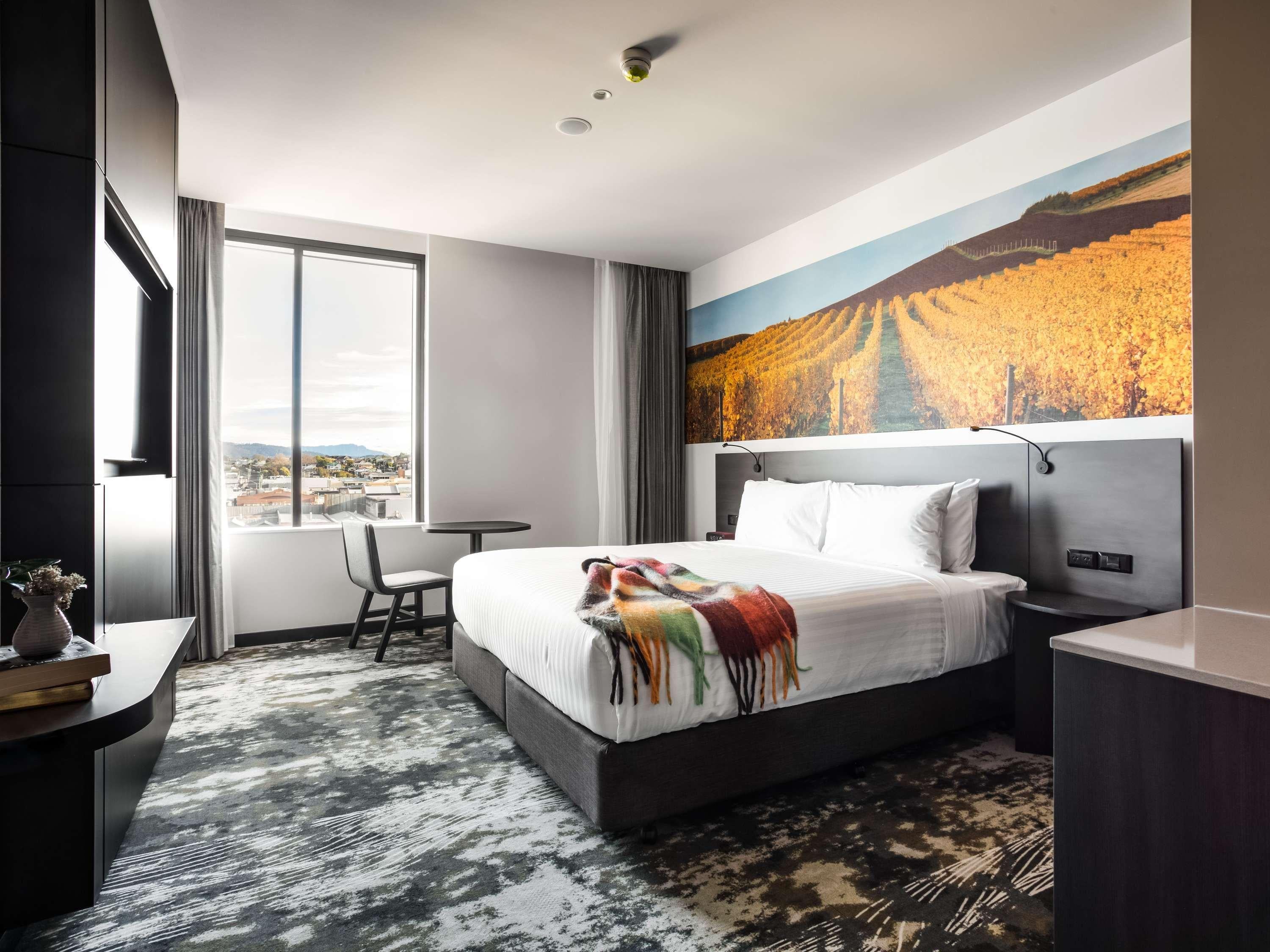 Double Ocean View King Bed