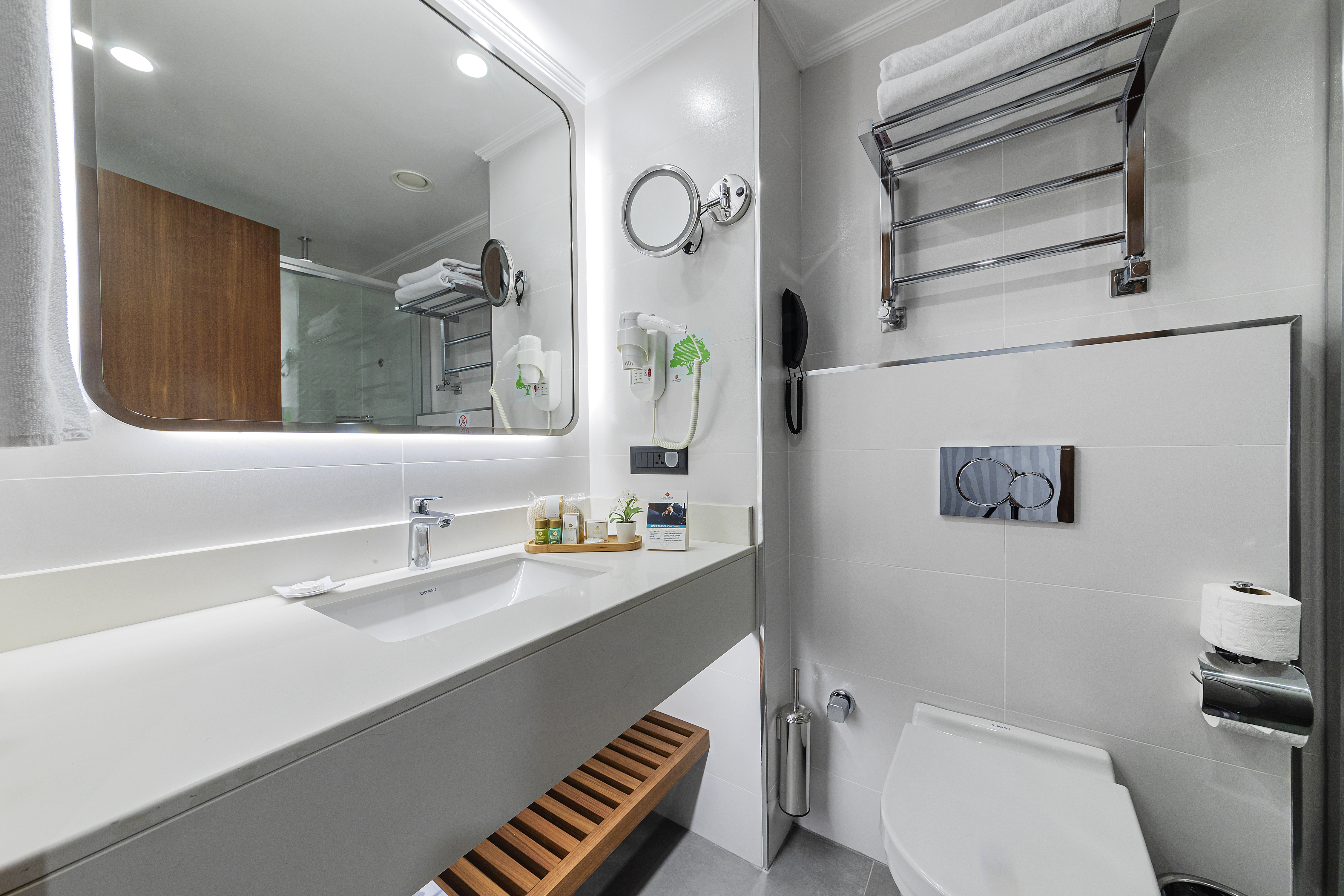 Family Room Three Beds