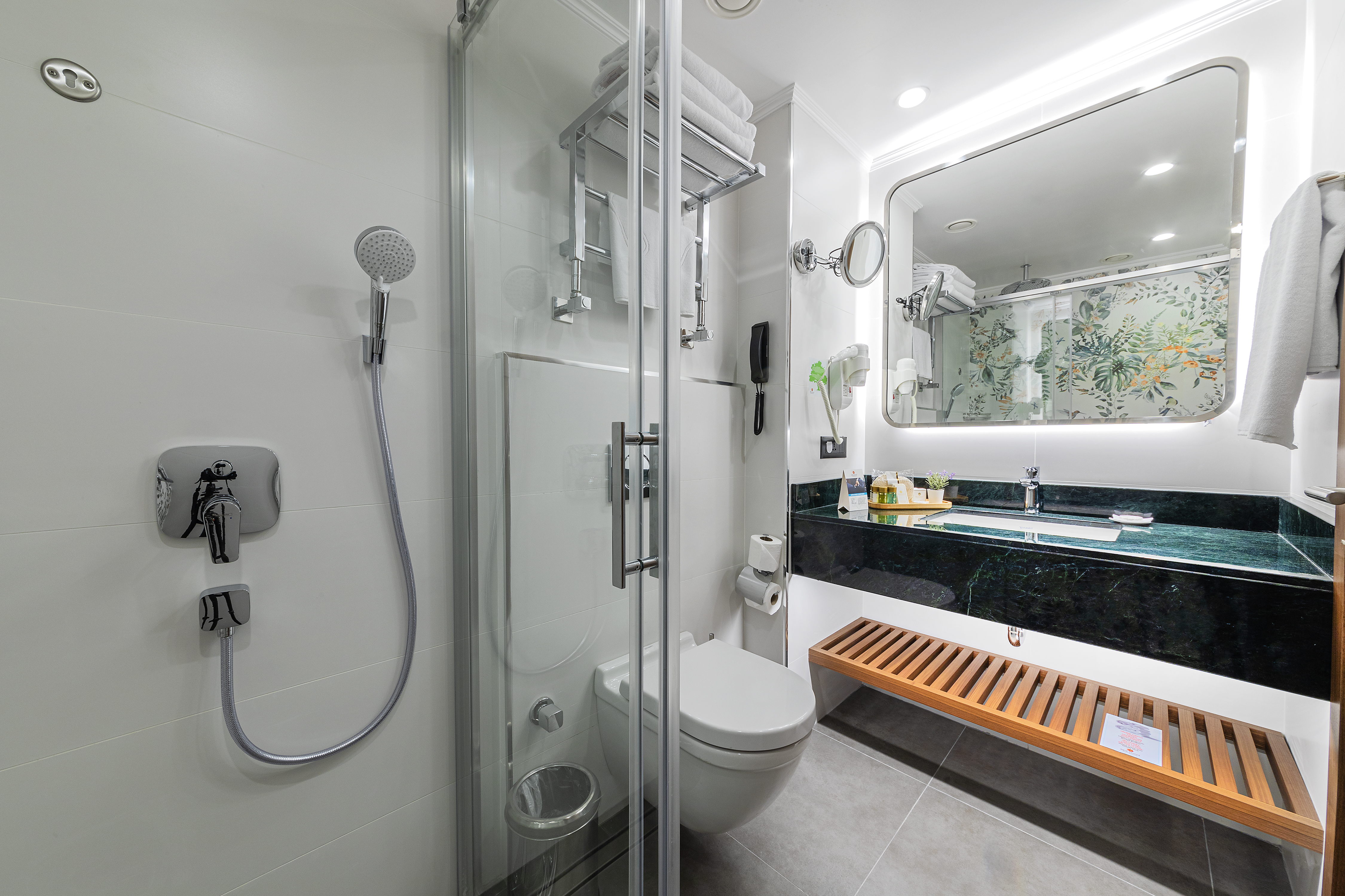 Family Room Three Beds