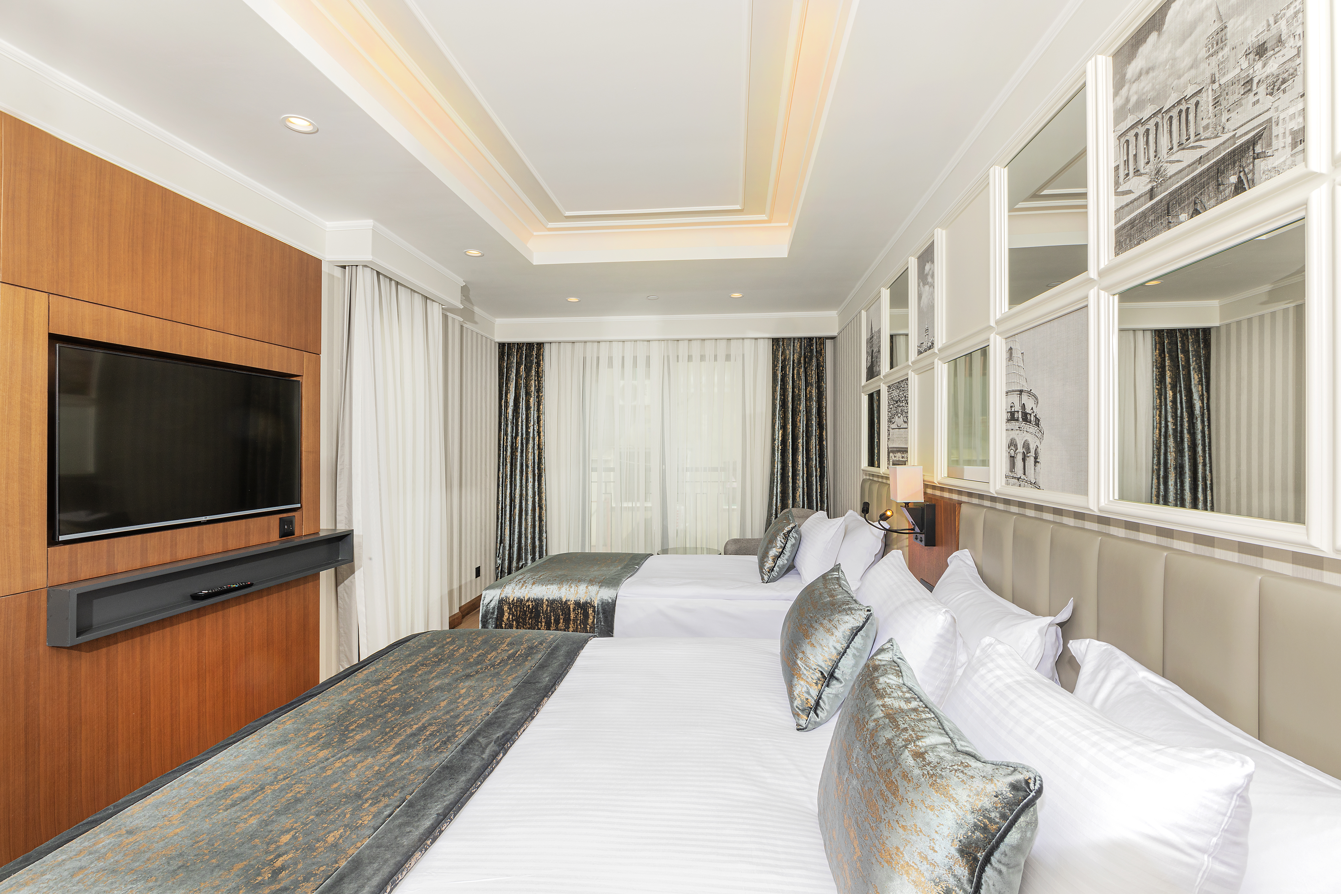 Family Room Three Beds