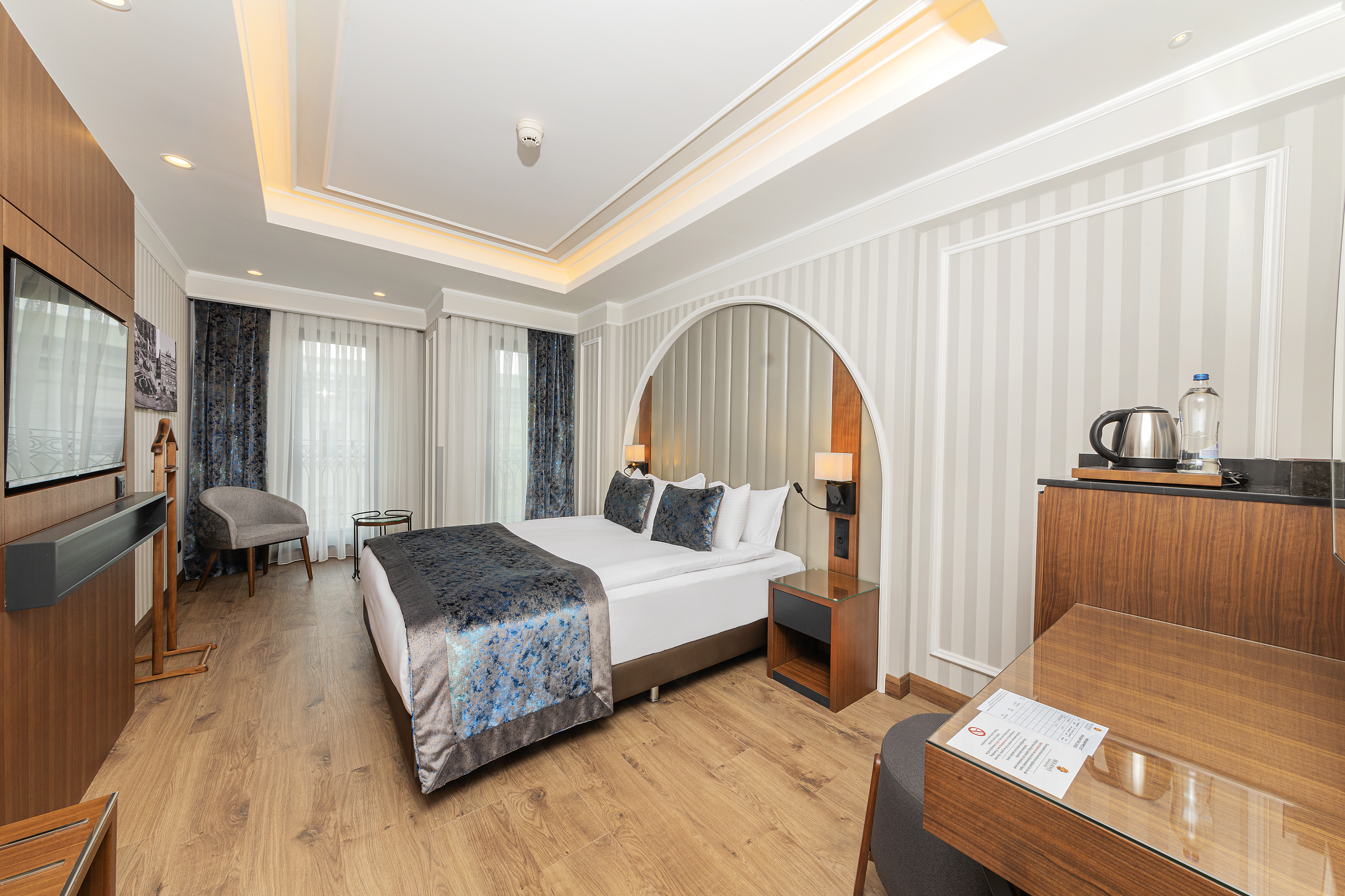 Room Connecting Room