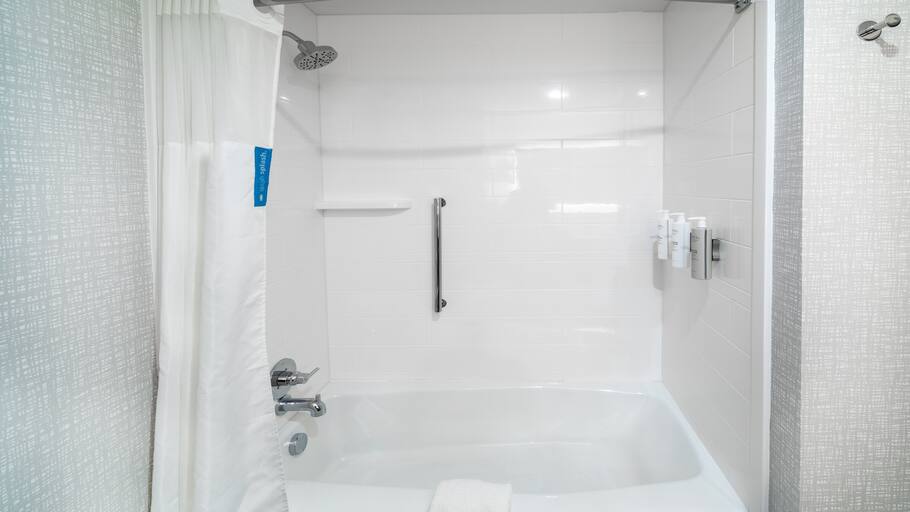 Double Accessible-two Queen Beds