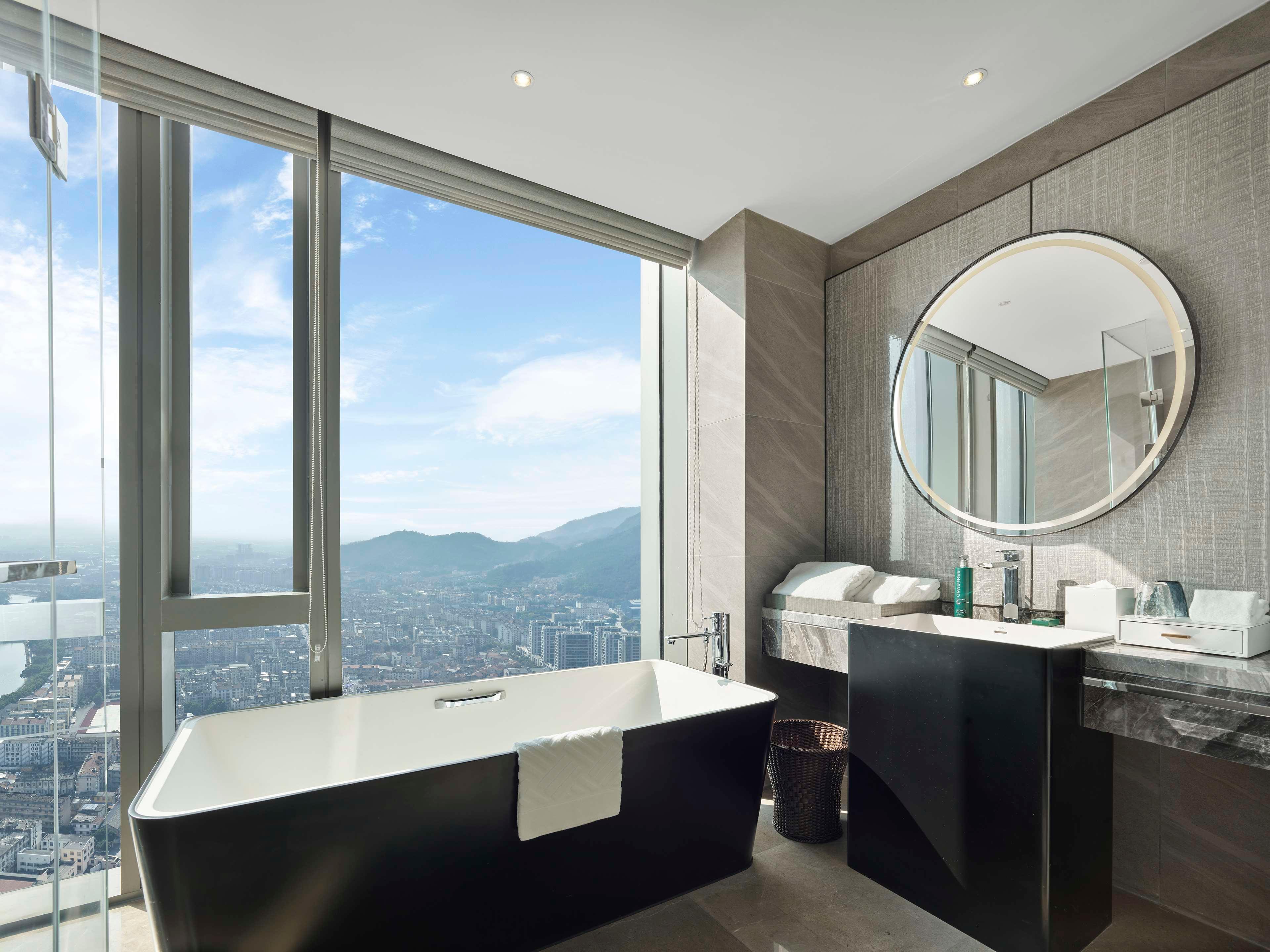 Double Executive King Bed