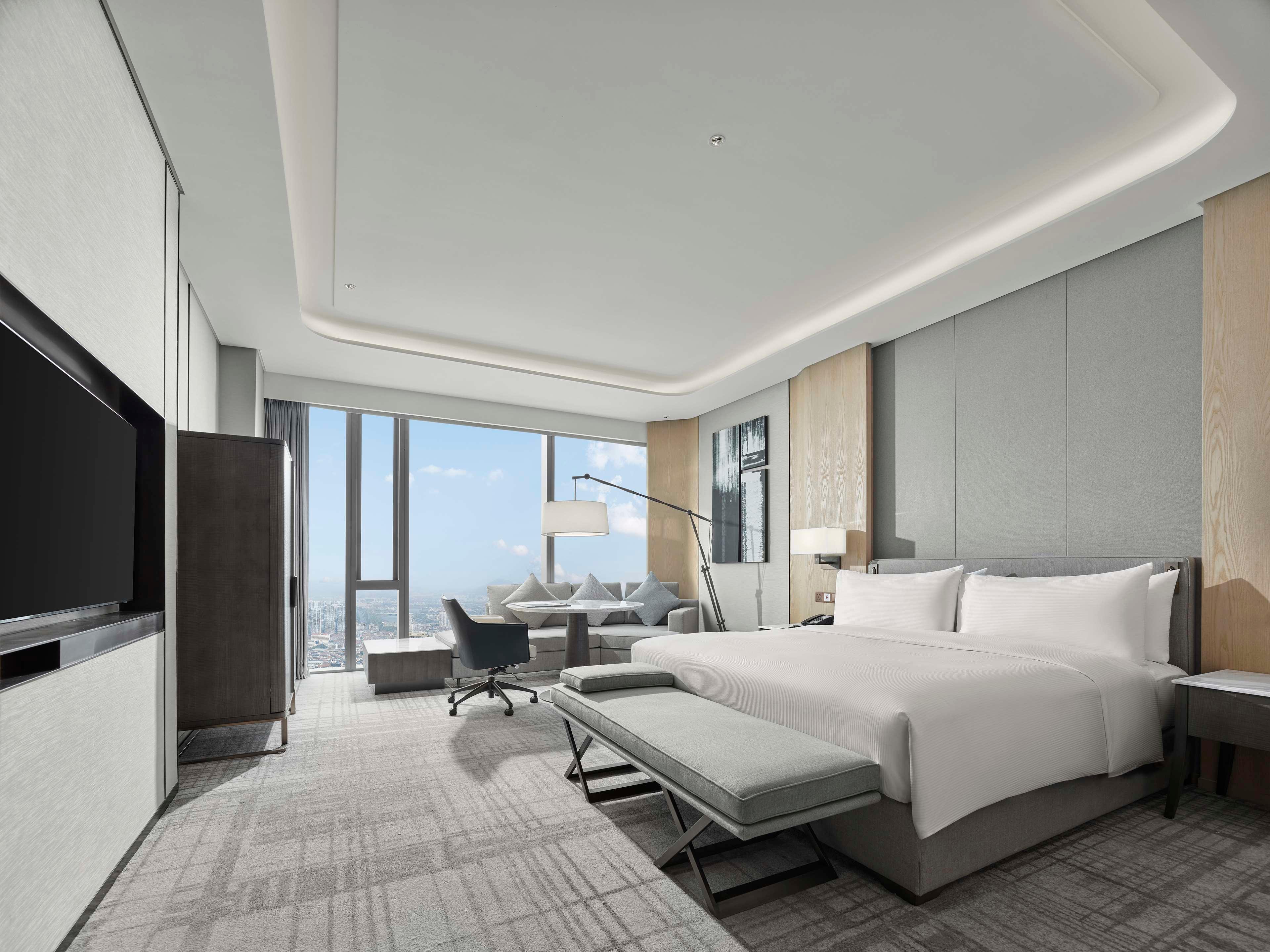 Double Accessible King Size Bed