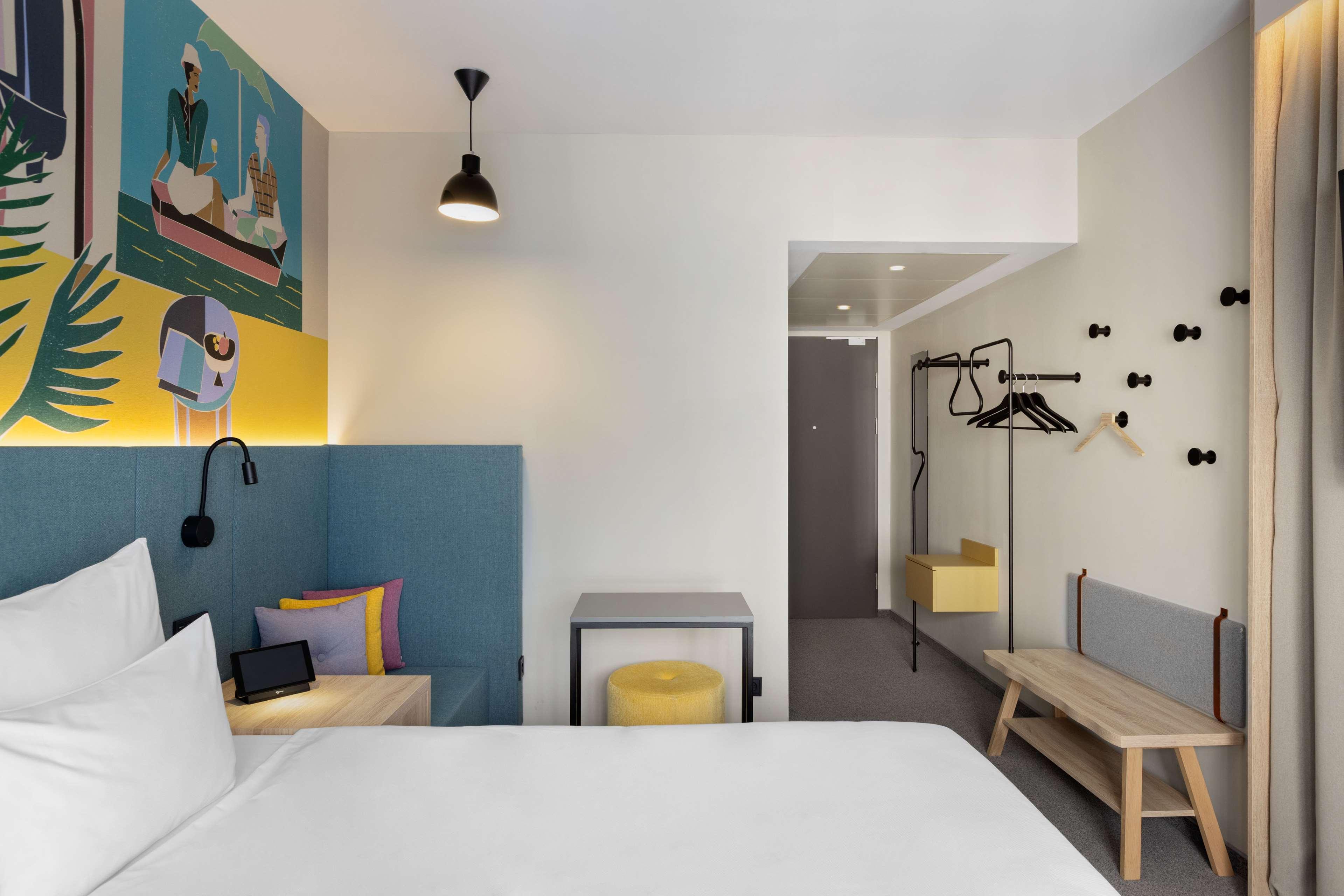 Double King Size Bed