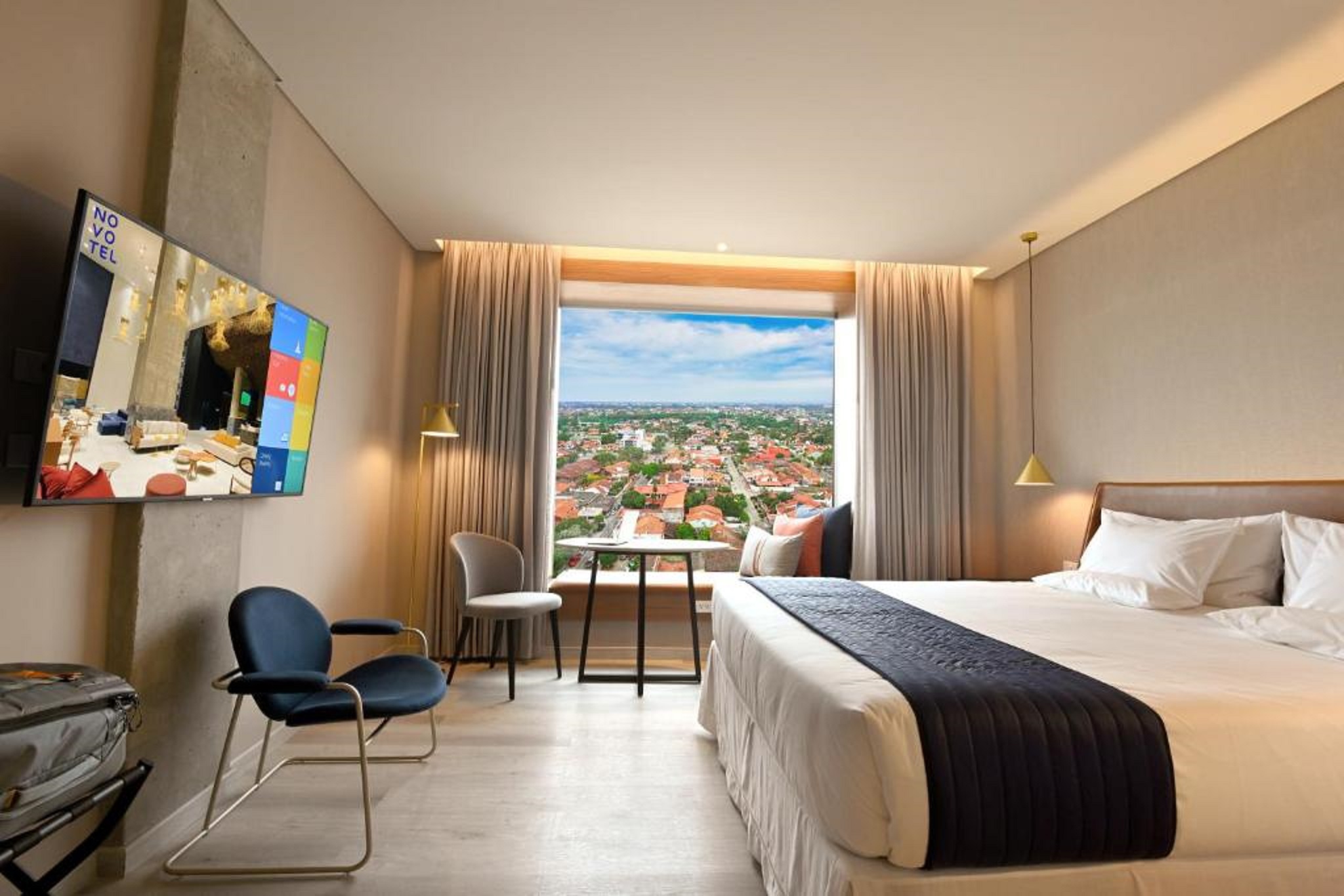 Double Executive King Bed