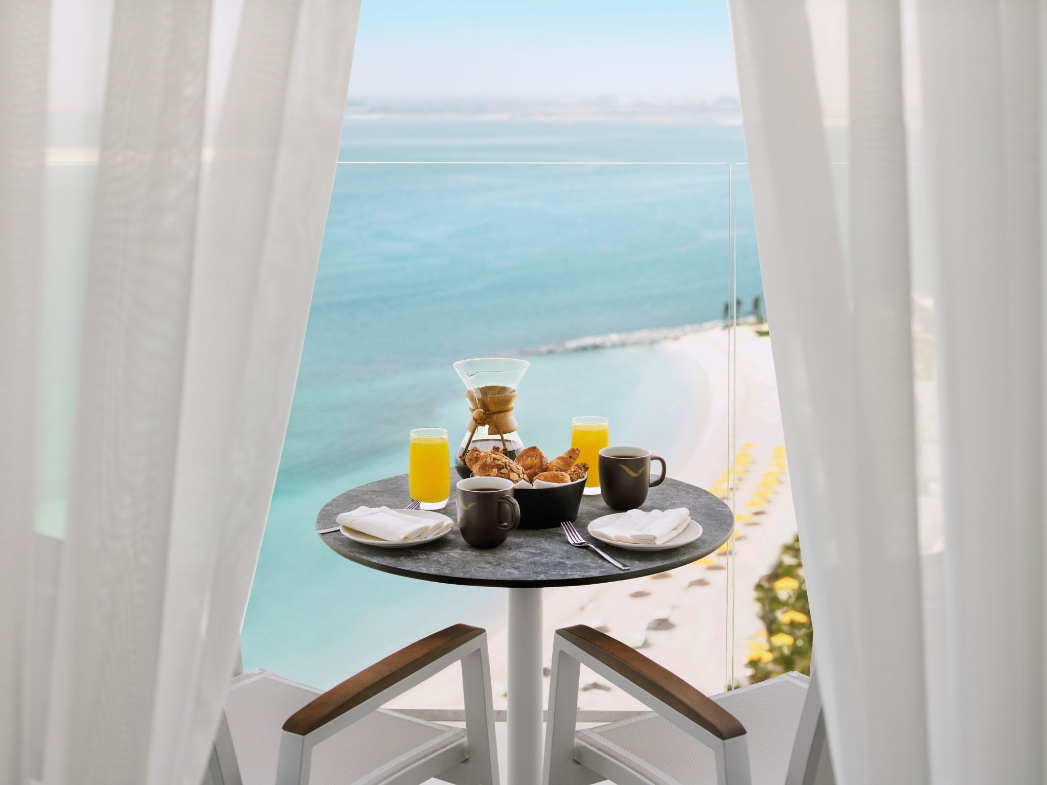 Double Deluxe King Bed