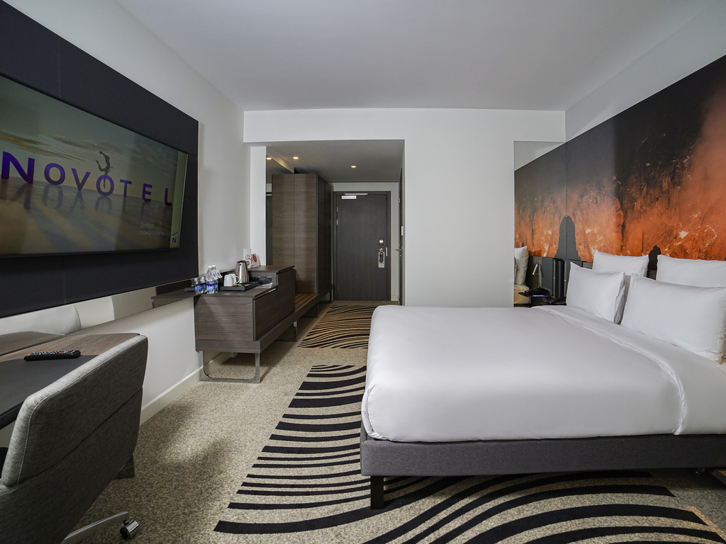 Double Superior Queen Bed