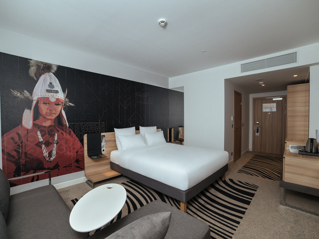 Double Superior Queen Bed