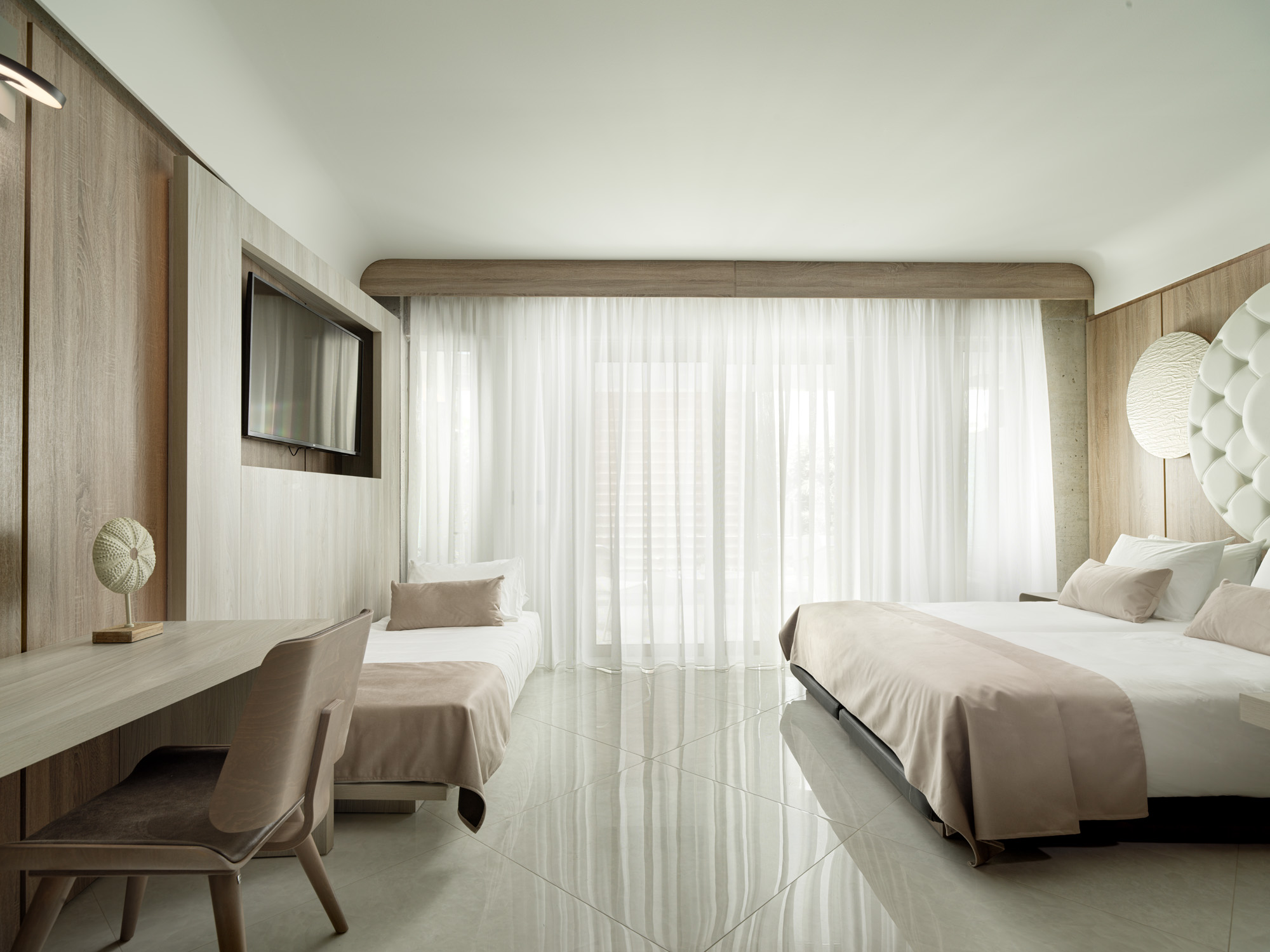 Double or Twin Standard