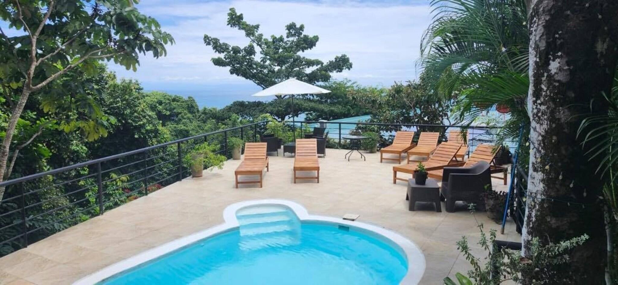 Double Deluxe King Bed