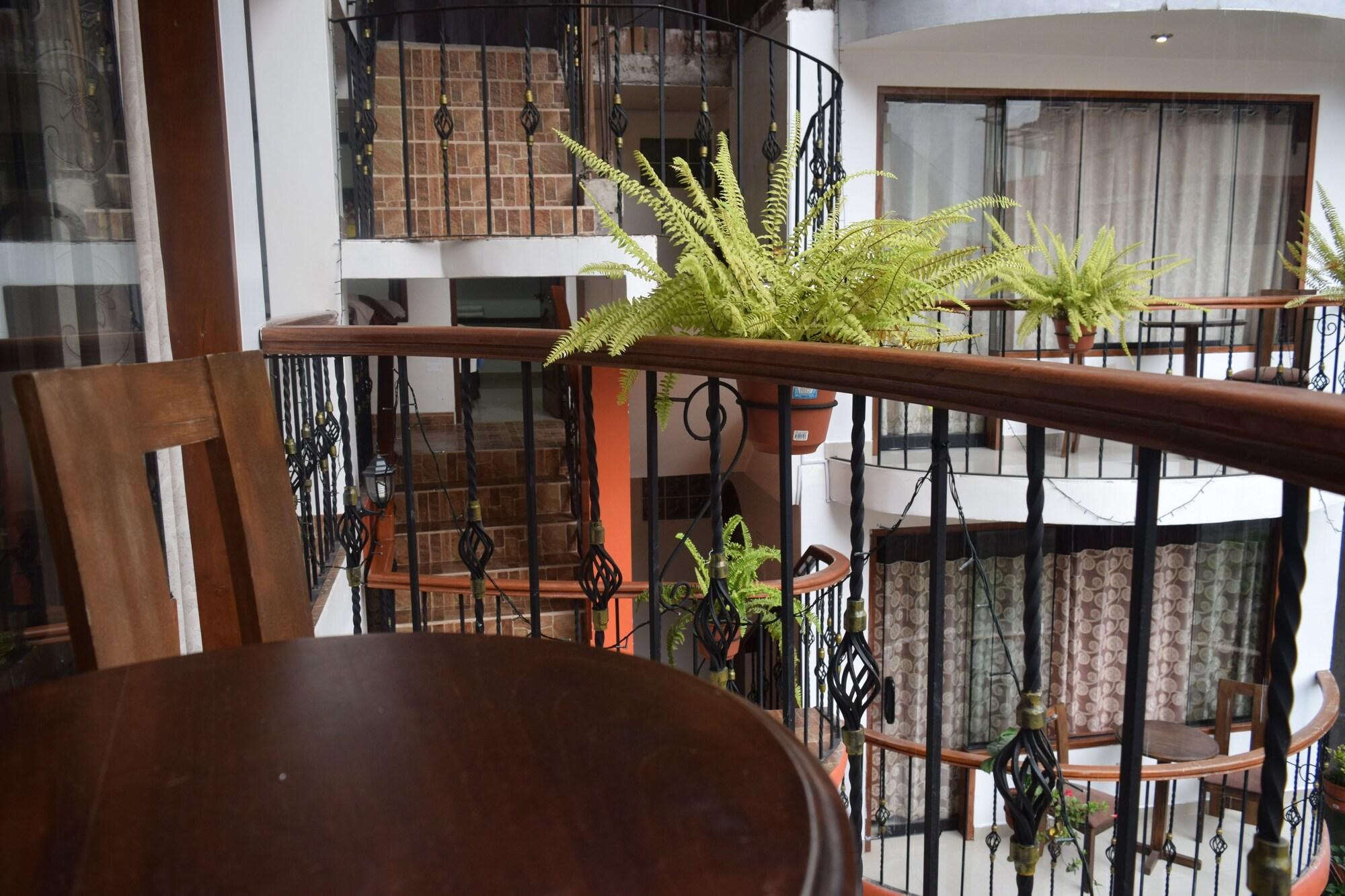 Double Queen Size Bed