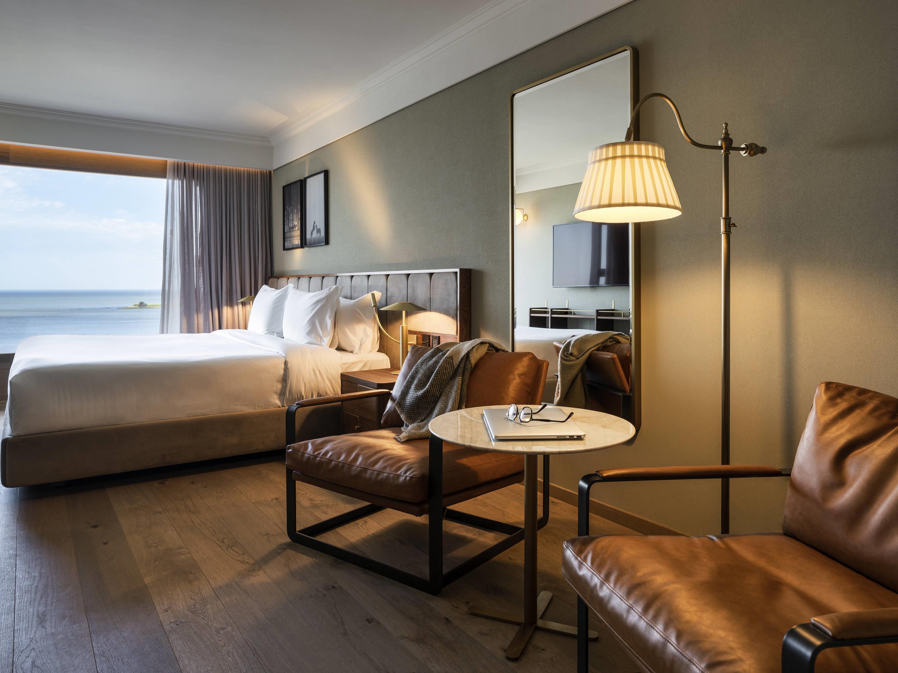 Double Deluxe King Bed