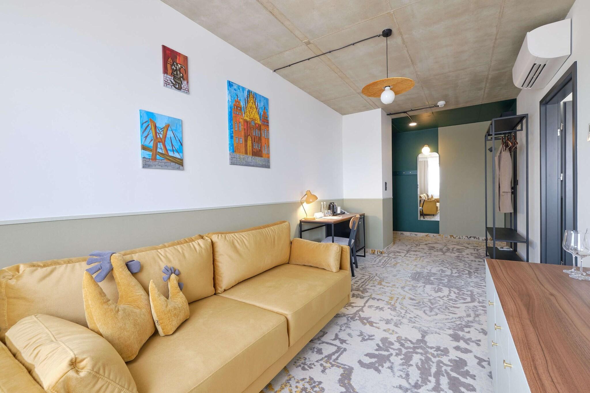 Suite Queen Size Bed