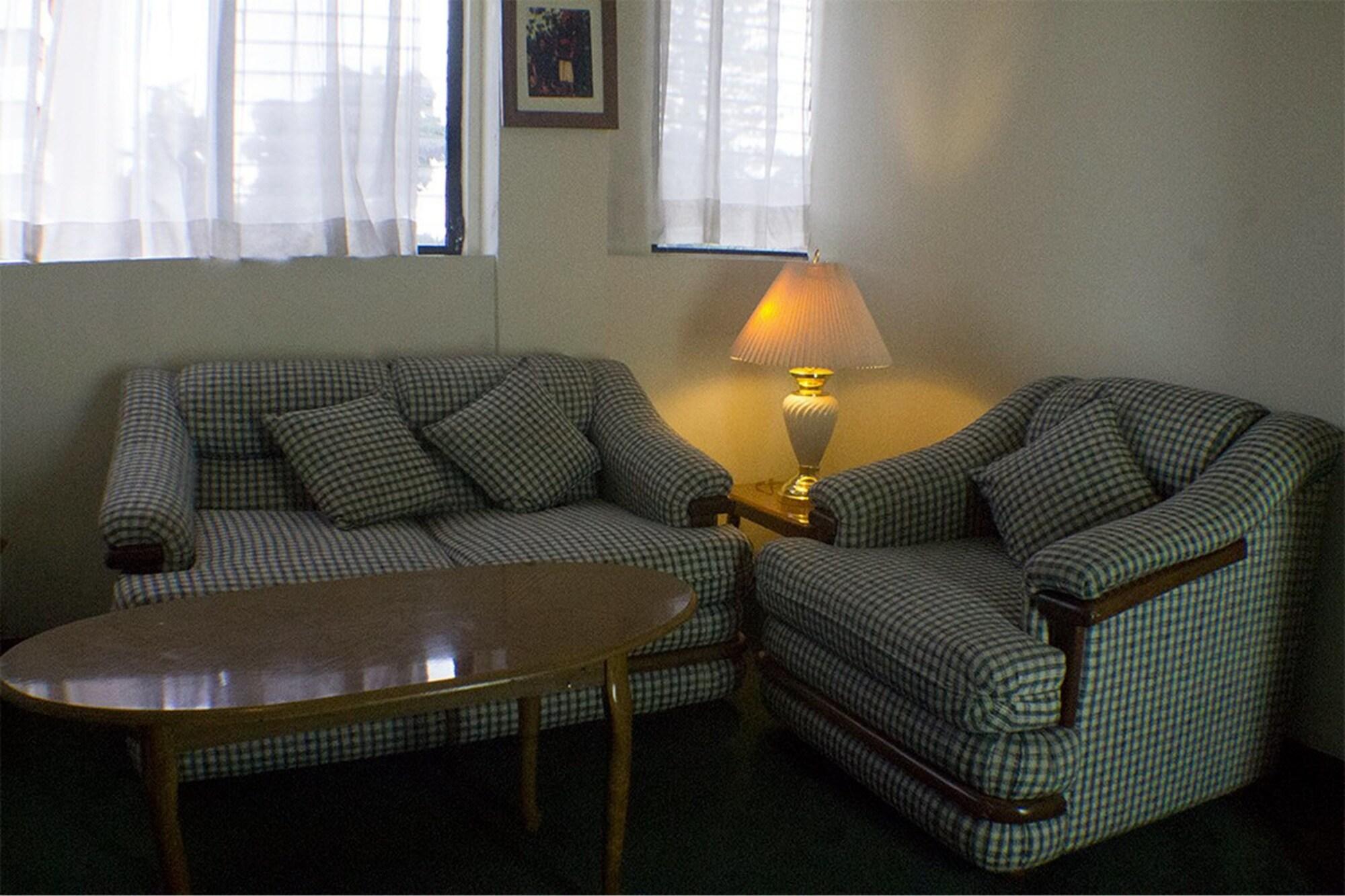 Suite Deluxe Two Queen Beds