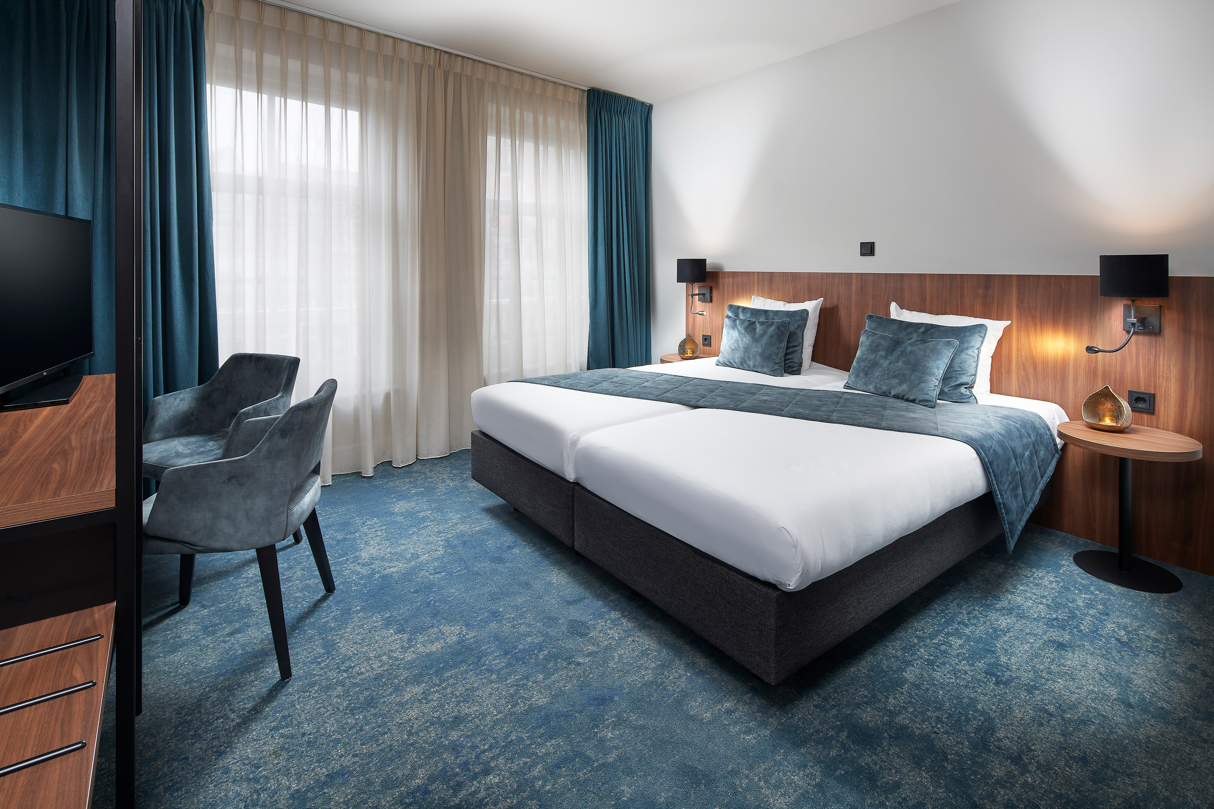 Double or Twin Deluxe