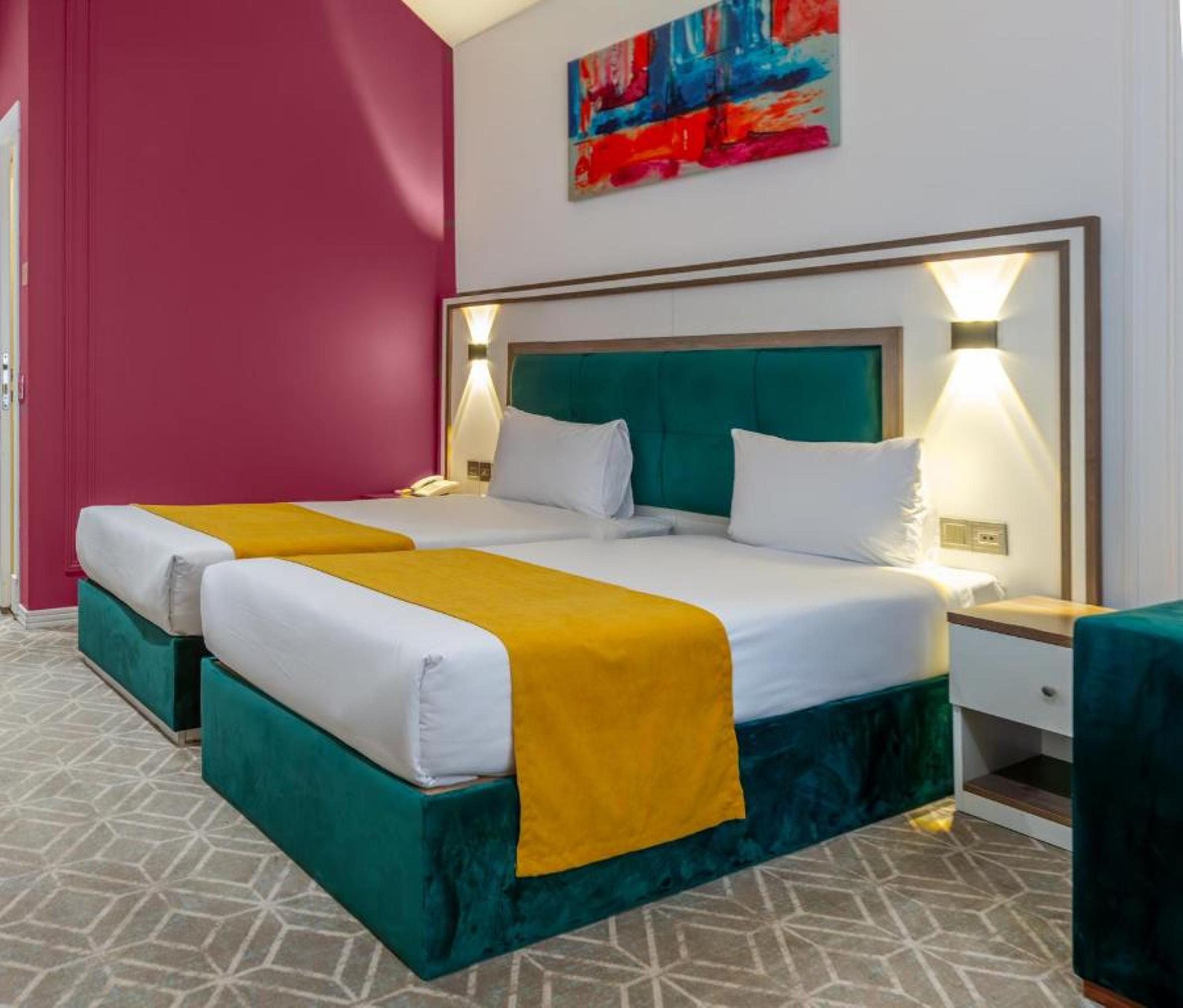 Double or Twin Standard