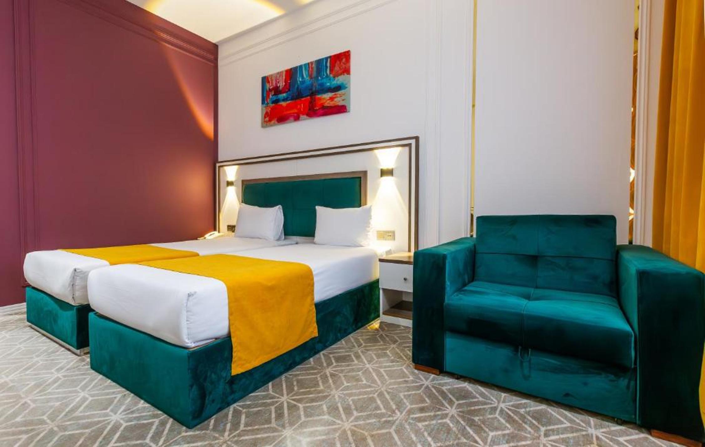 Double or Twin Standard