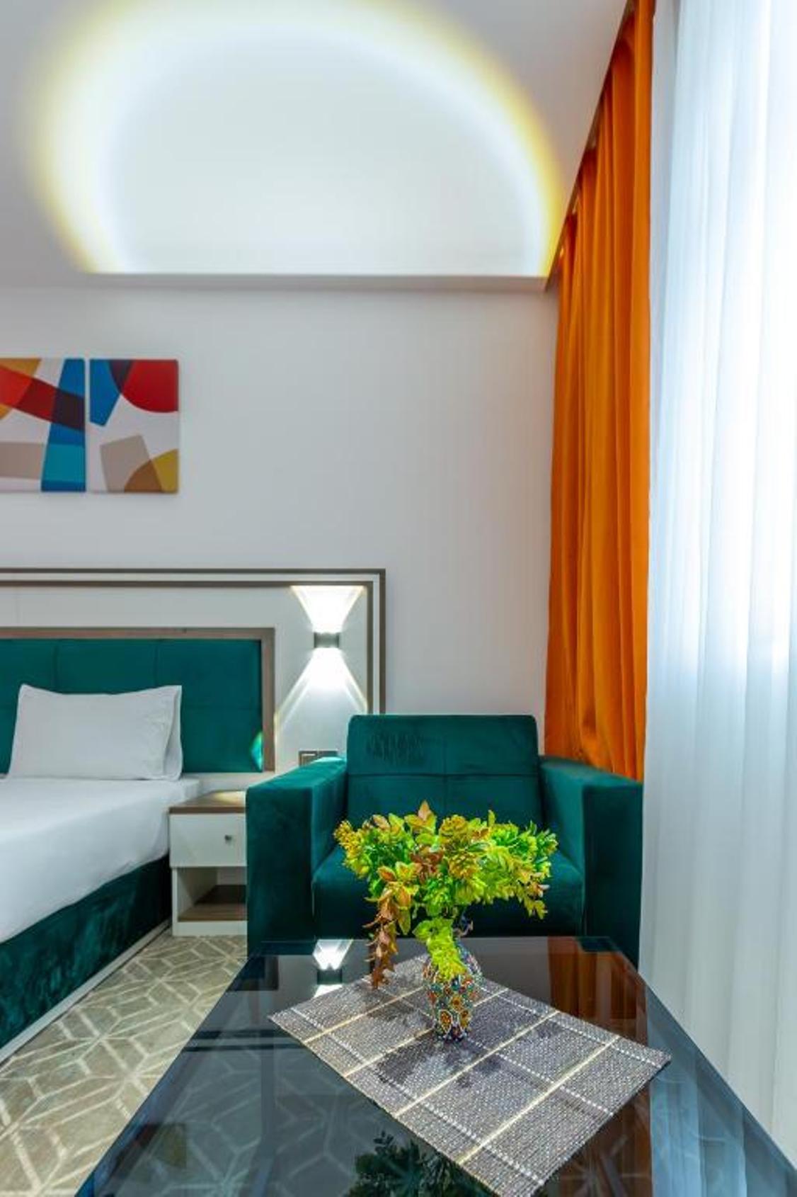 Double or Twin Standard