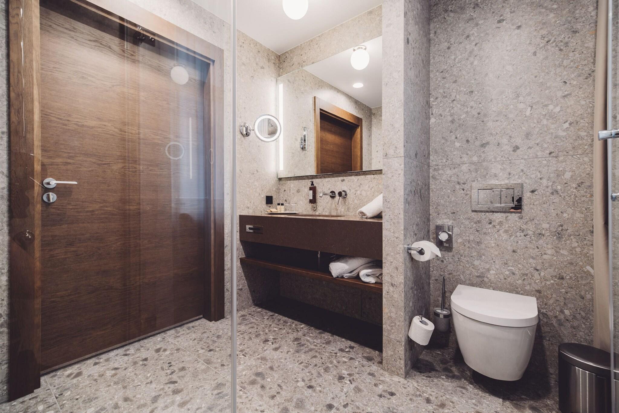 Double Classic King Bed