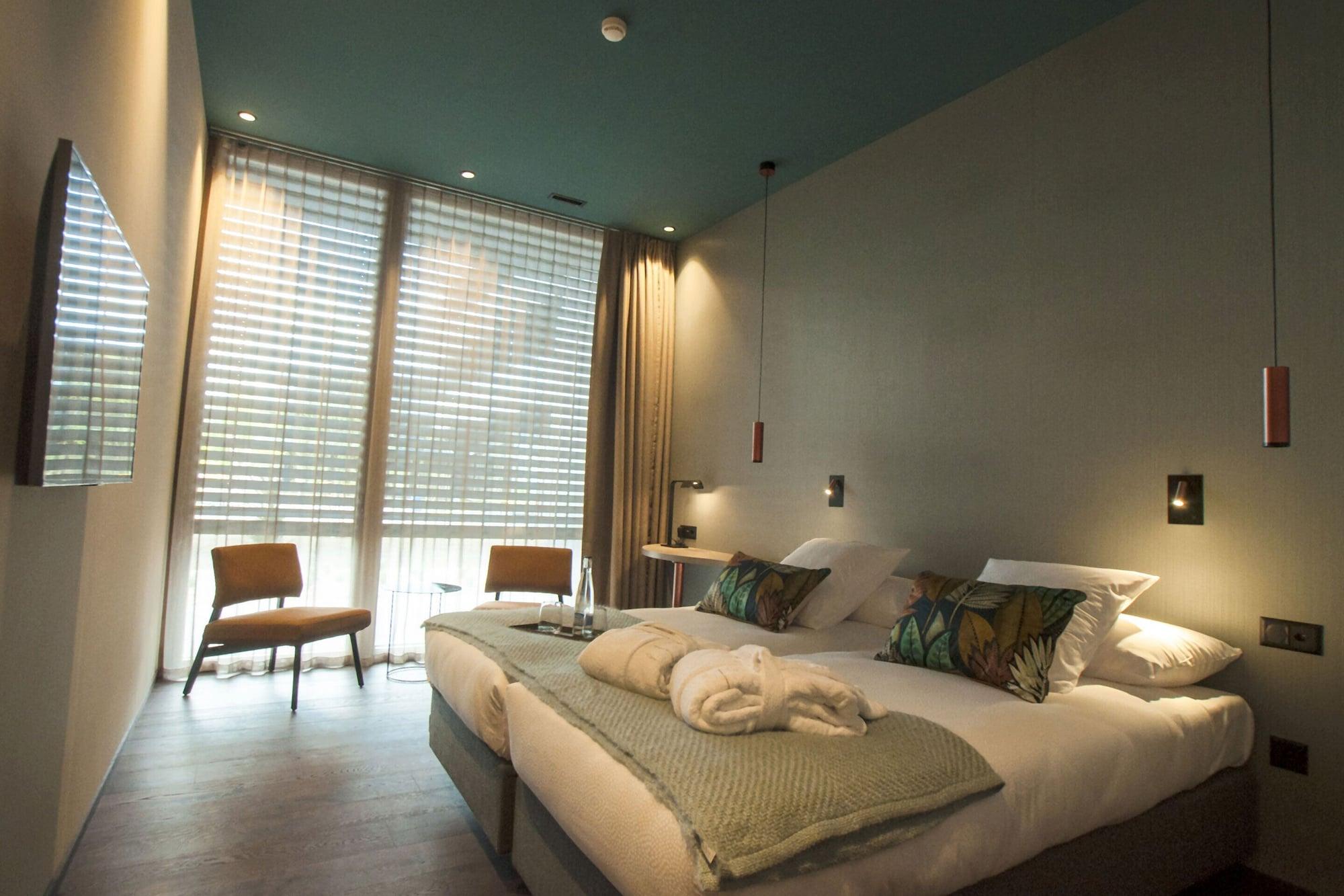 Double Single Garden View