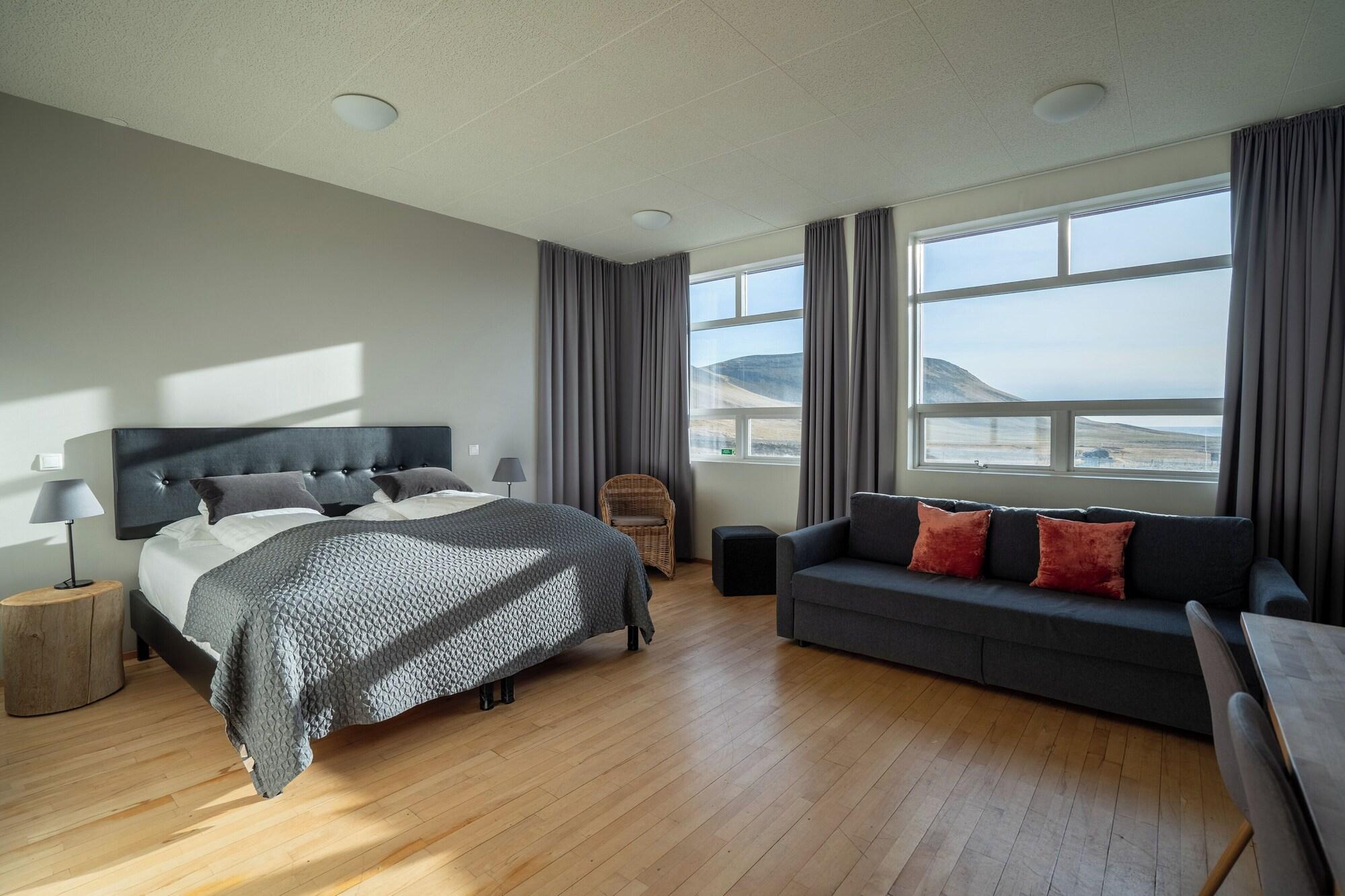 Double Superior Ocean View