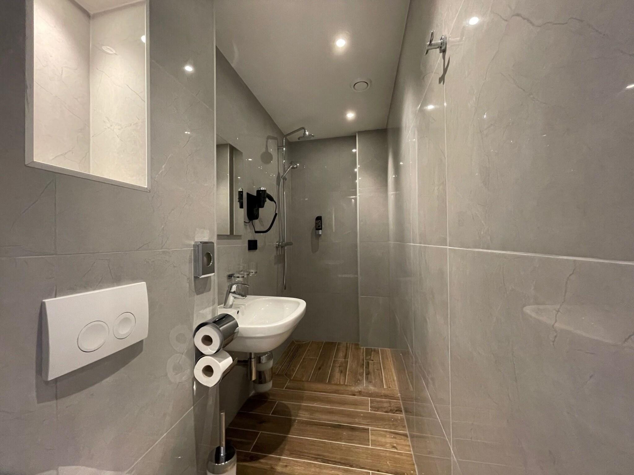 Family Room with Double Bed