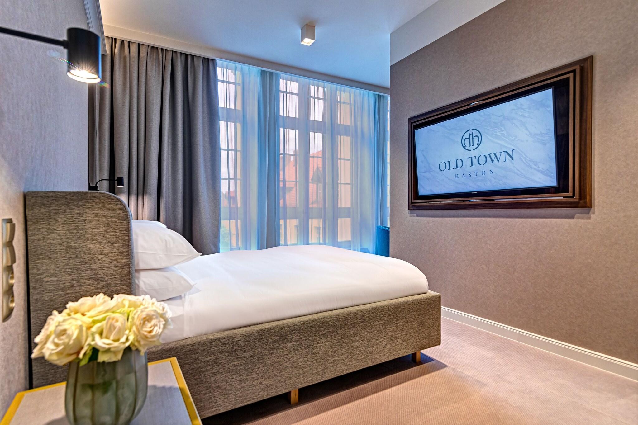 Double Superior Queen Bed