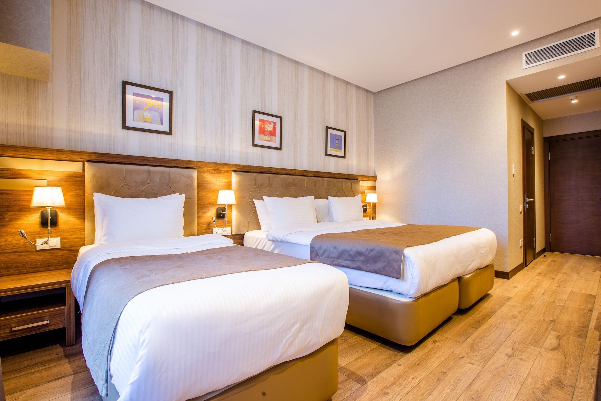 Double or Twin Standard