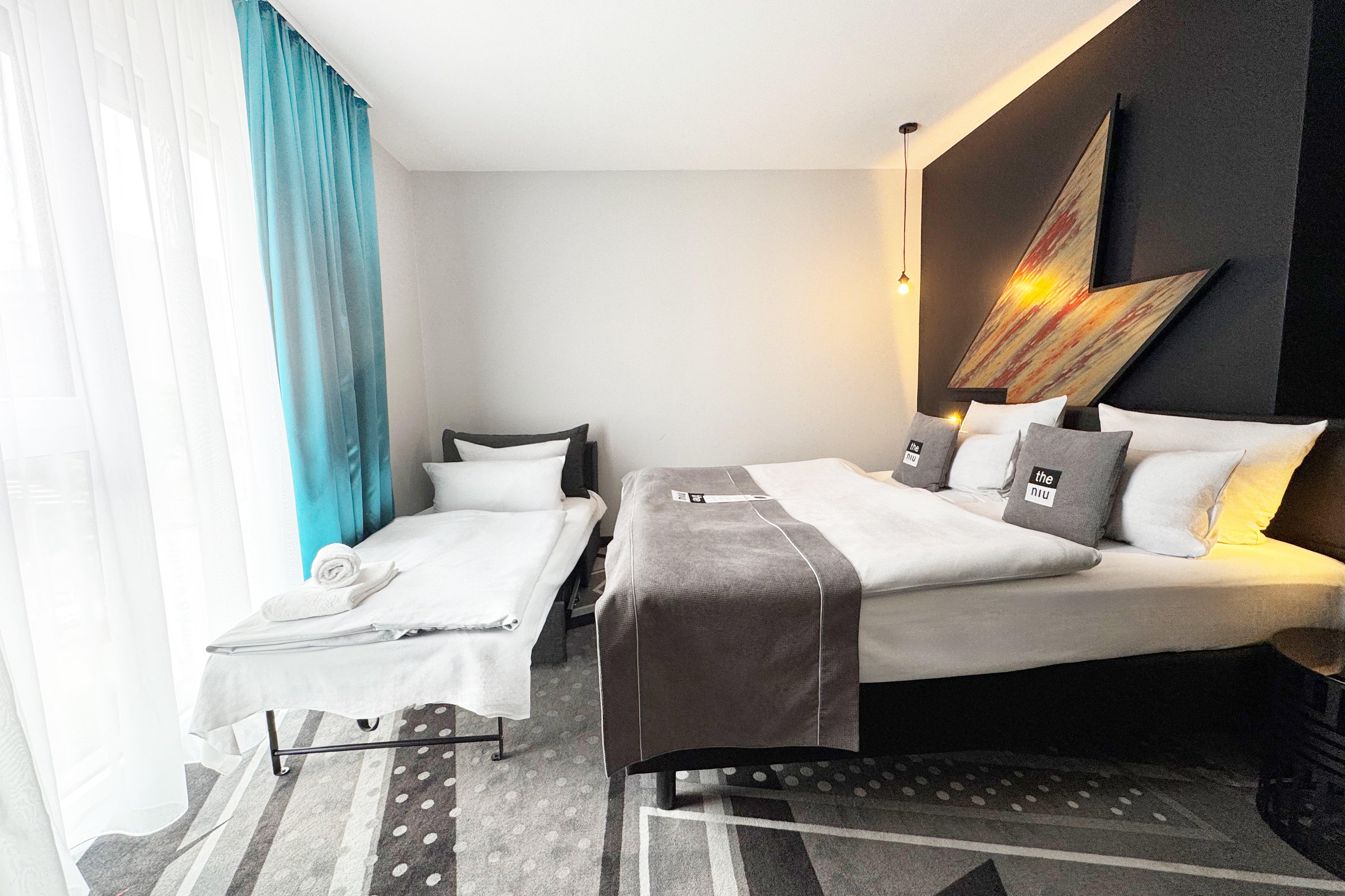 Double Premium Queen Bed