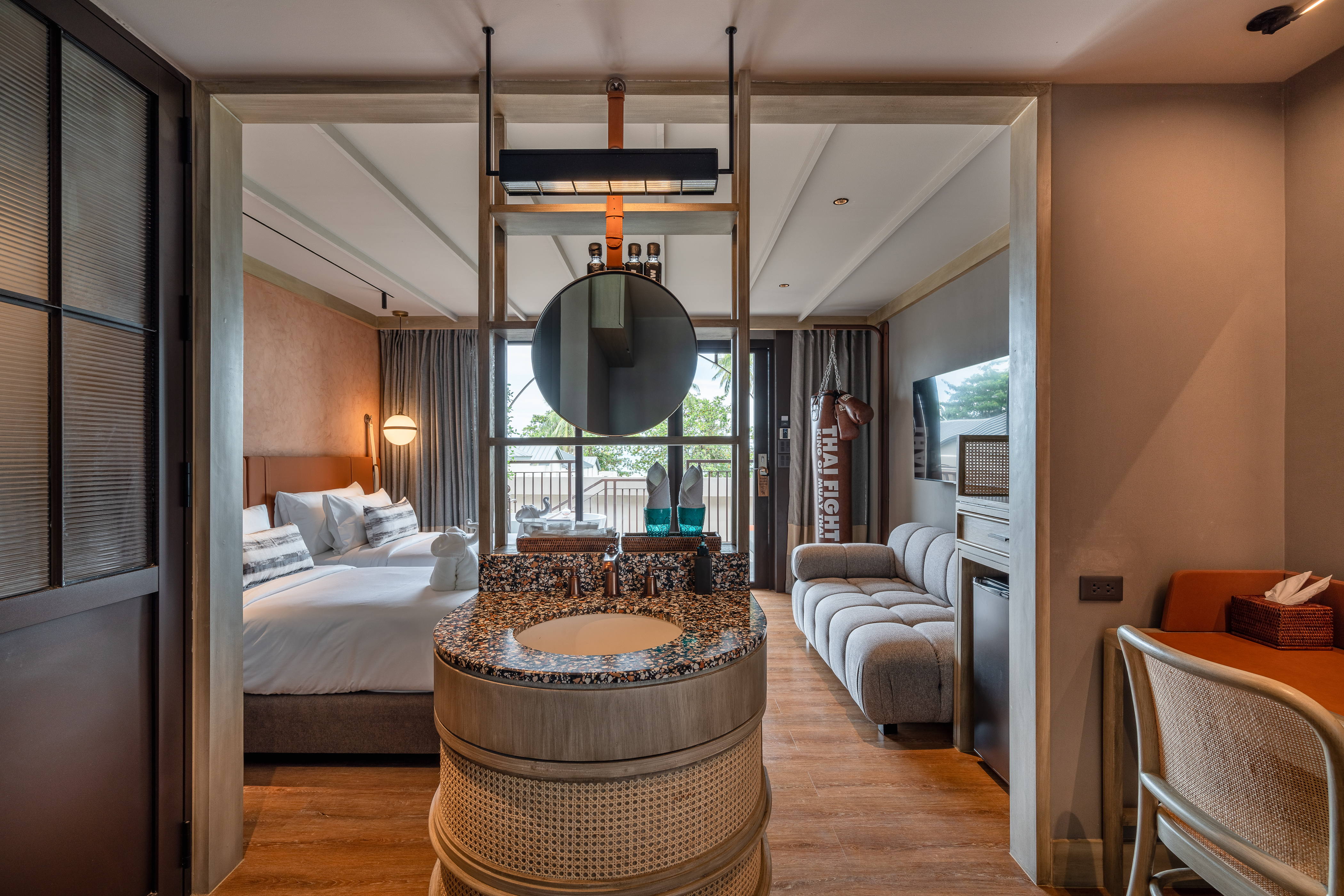 Twin Deluxe Superior