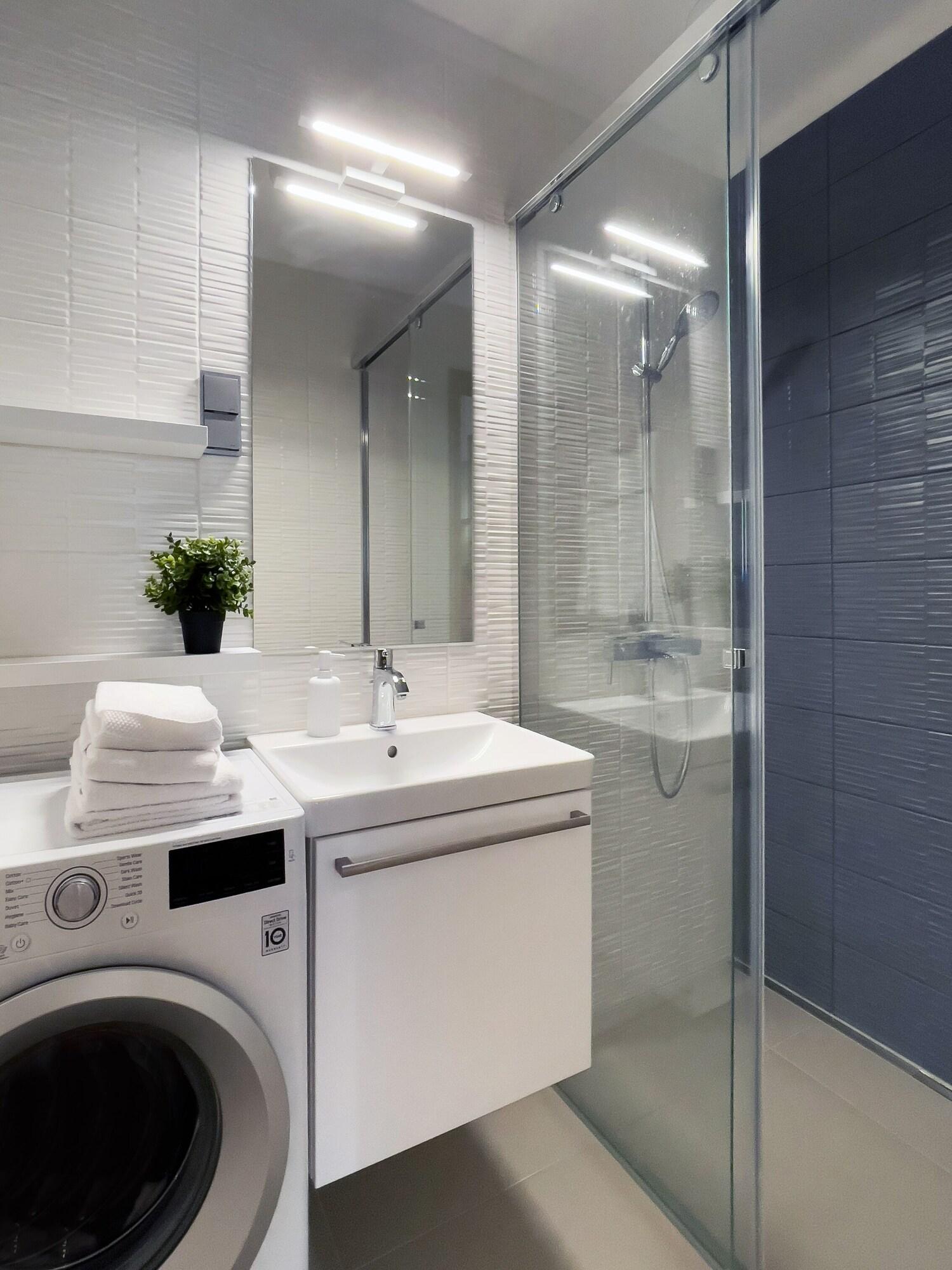 Junior Suite Deluxe King Bed