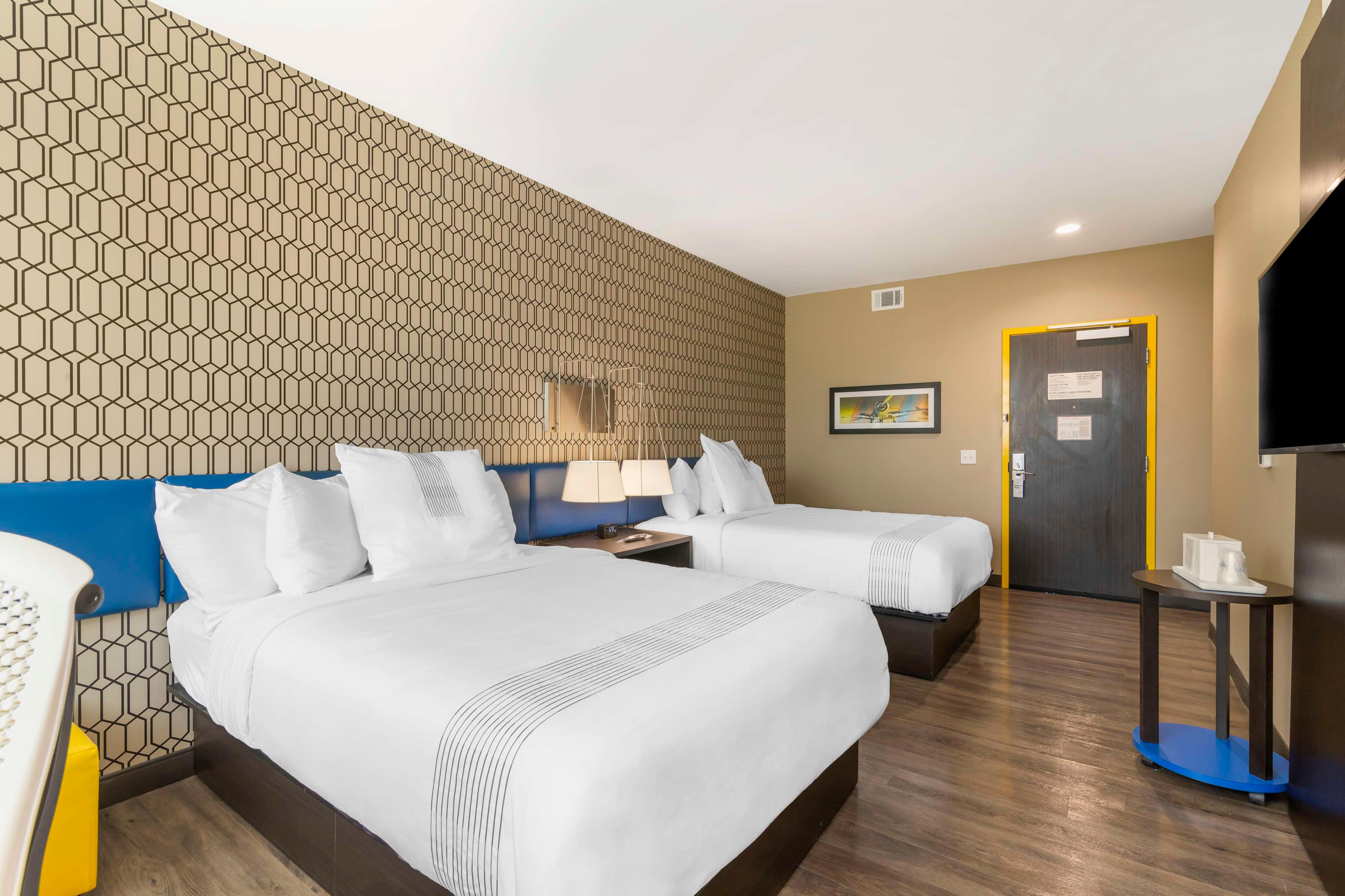 Room Accessible-two Queen Beds