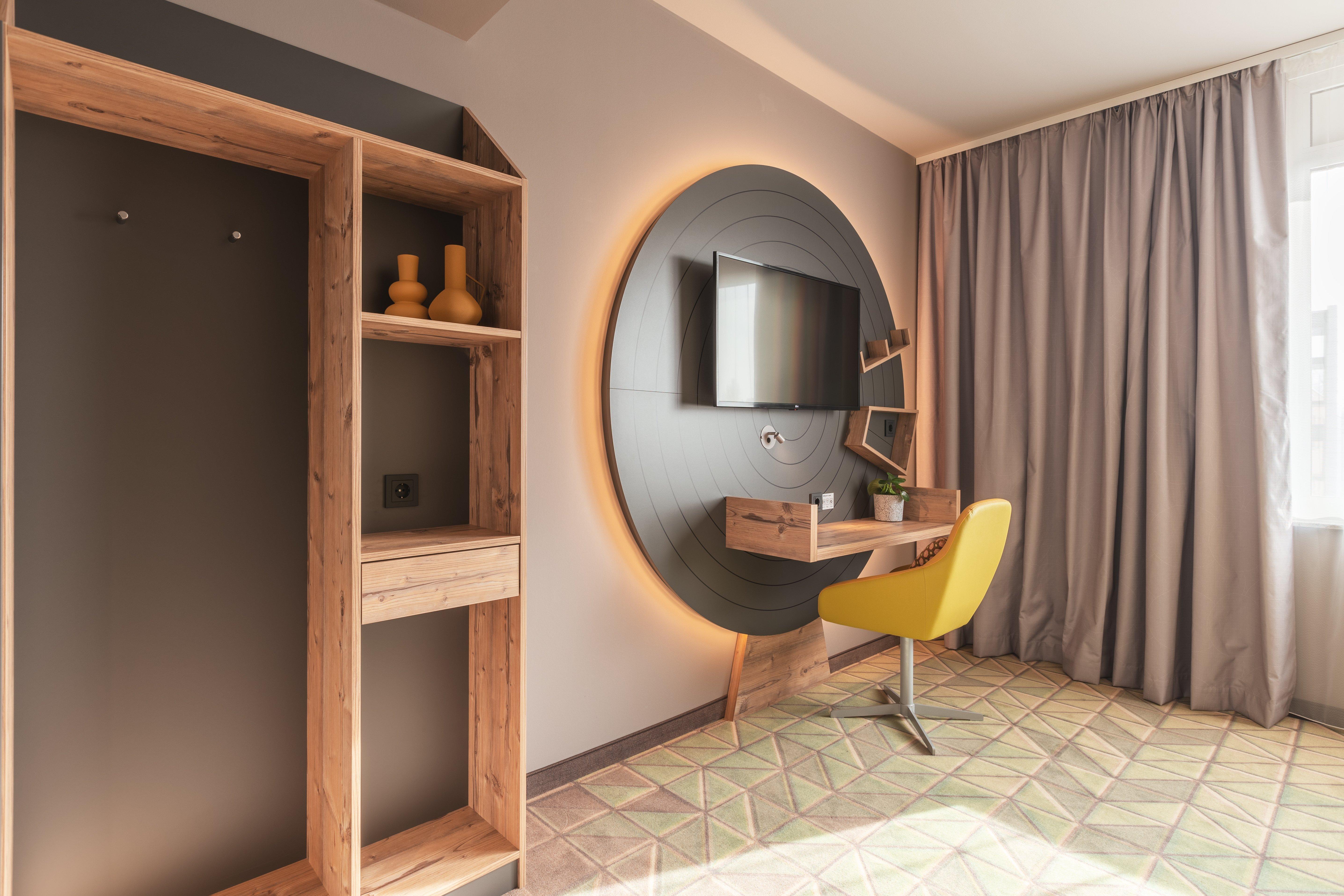 Double Premium Queen Bed