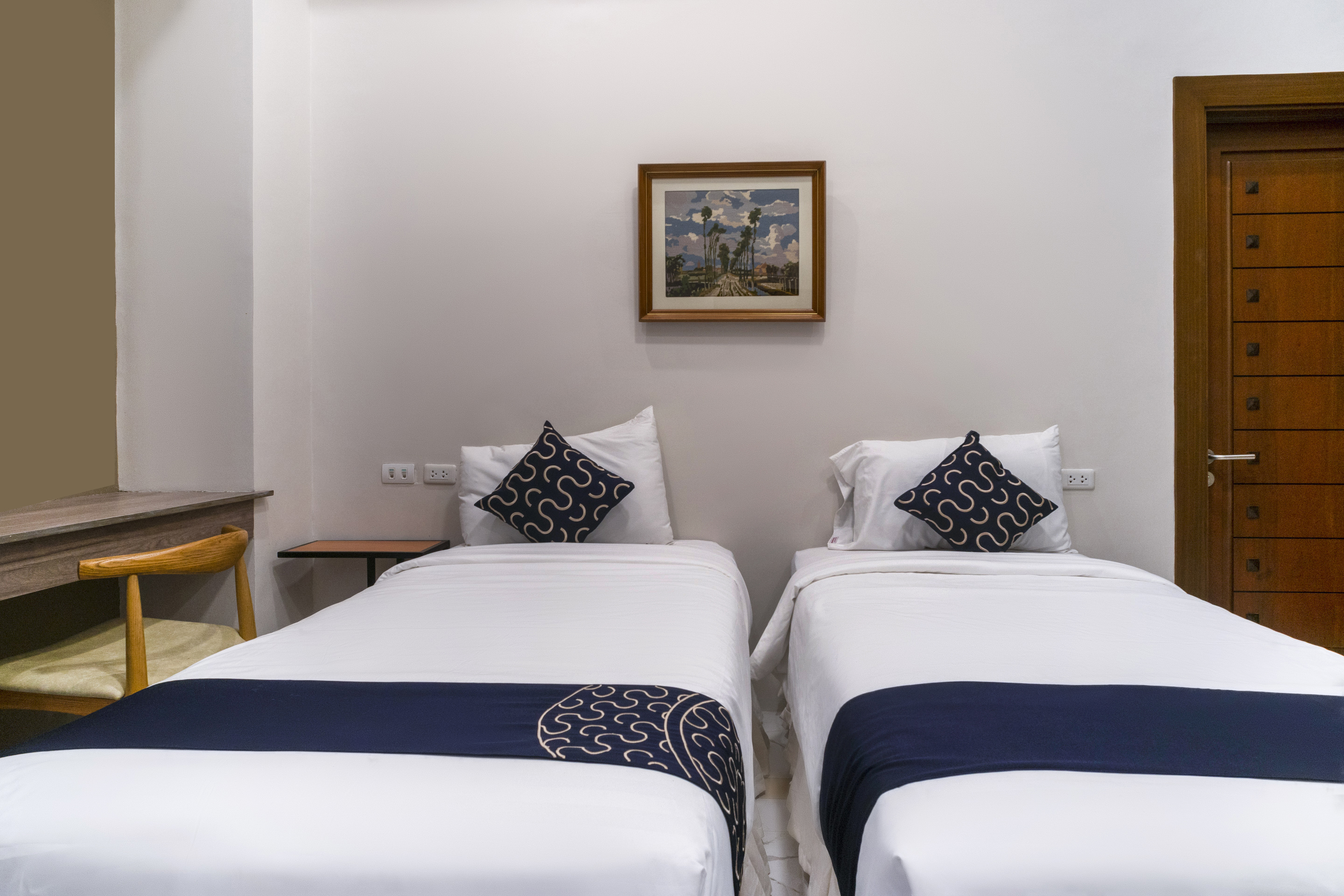 Family Room Superior