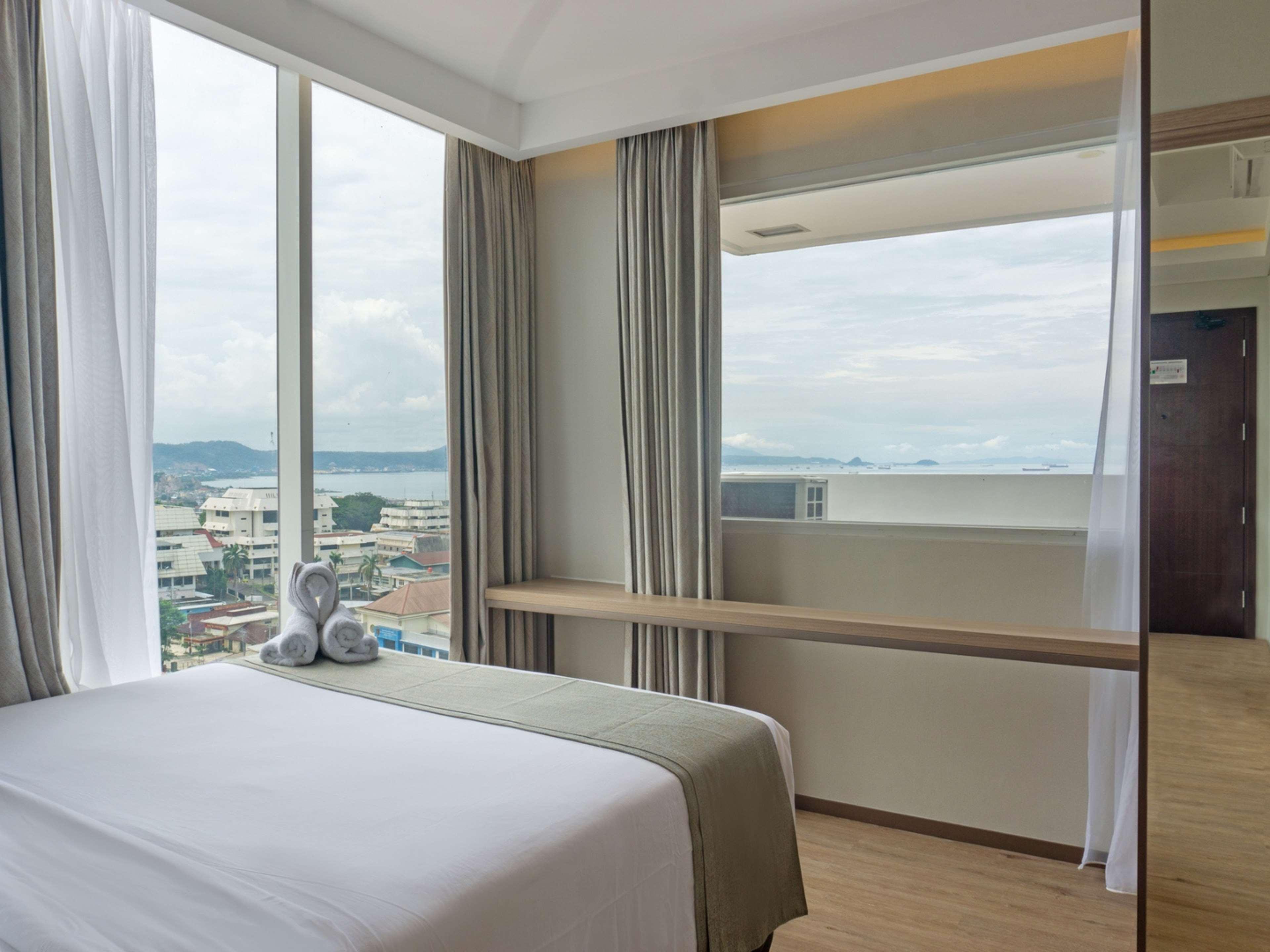 Suite Sea View with Balcony